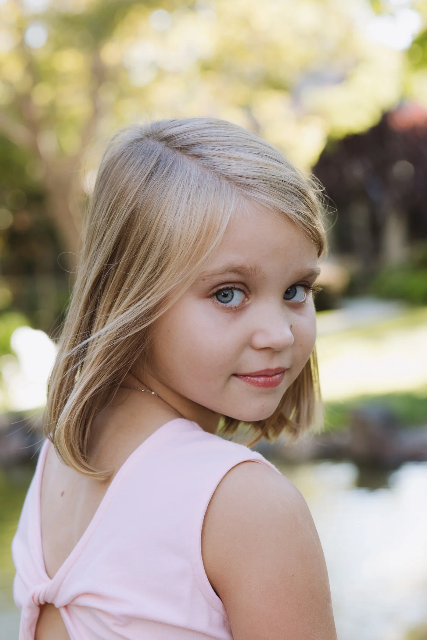 flowergirl1.jpg
