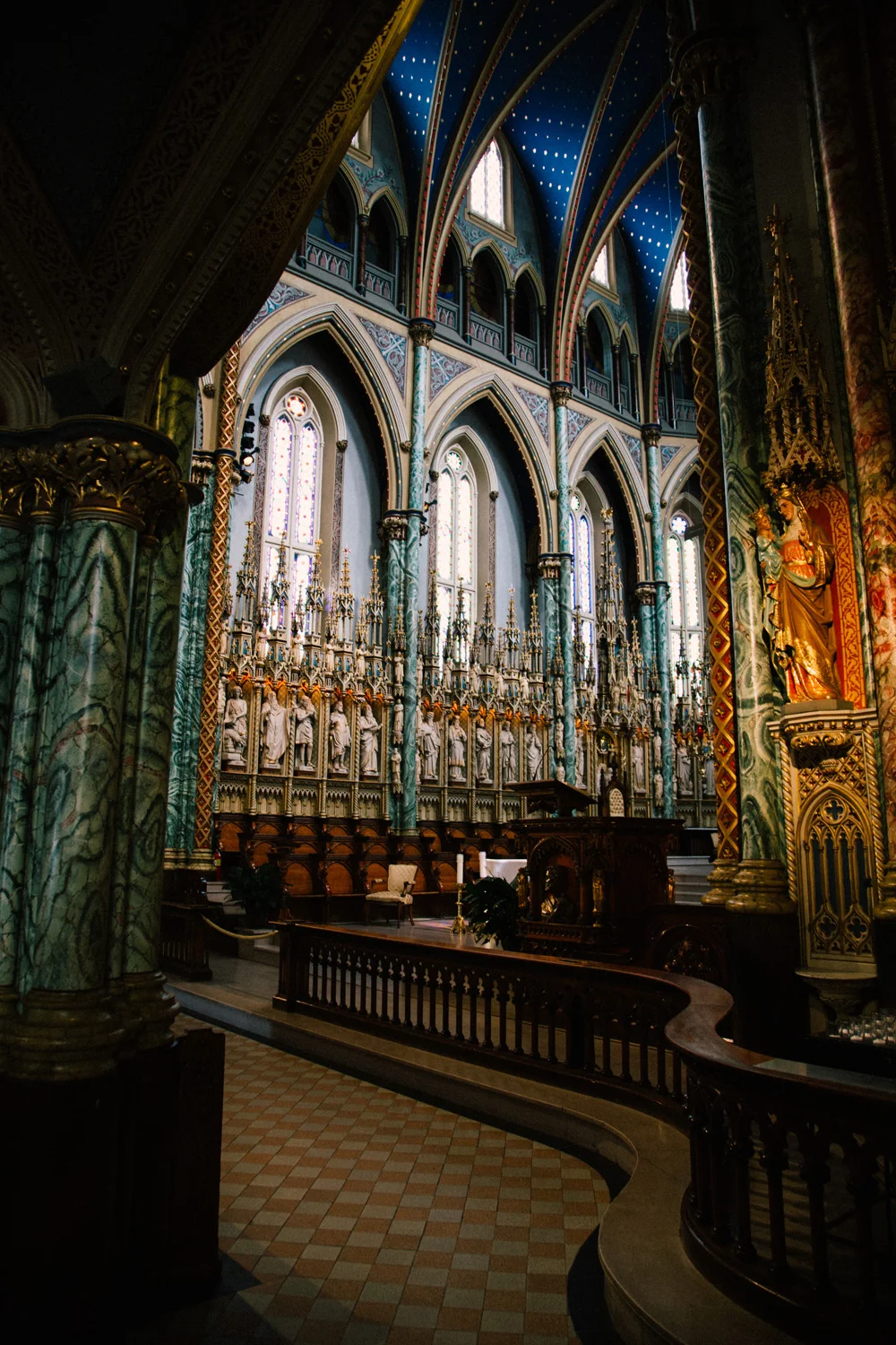 notredamcanada.jpg