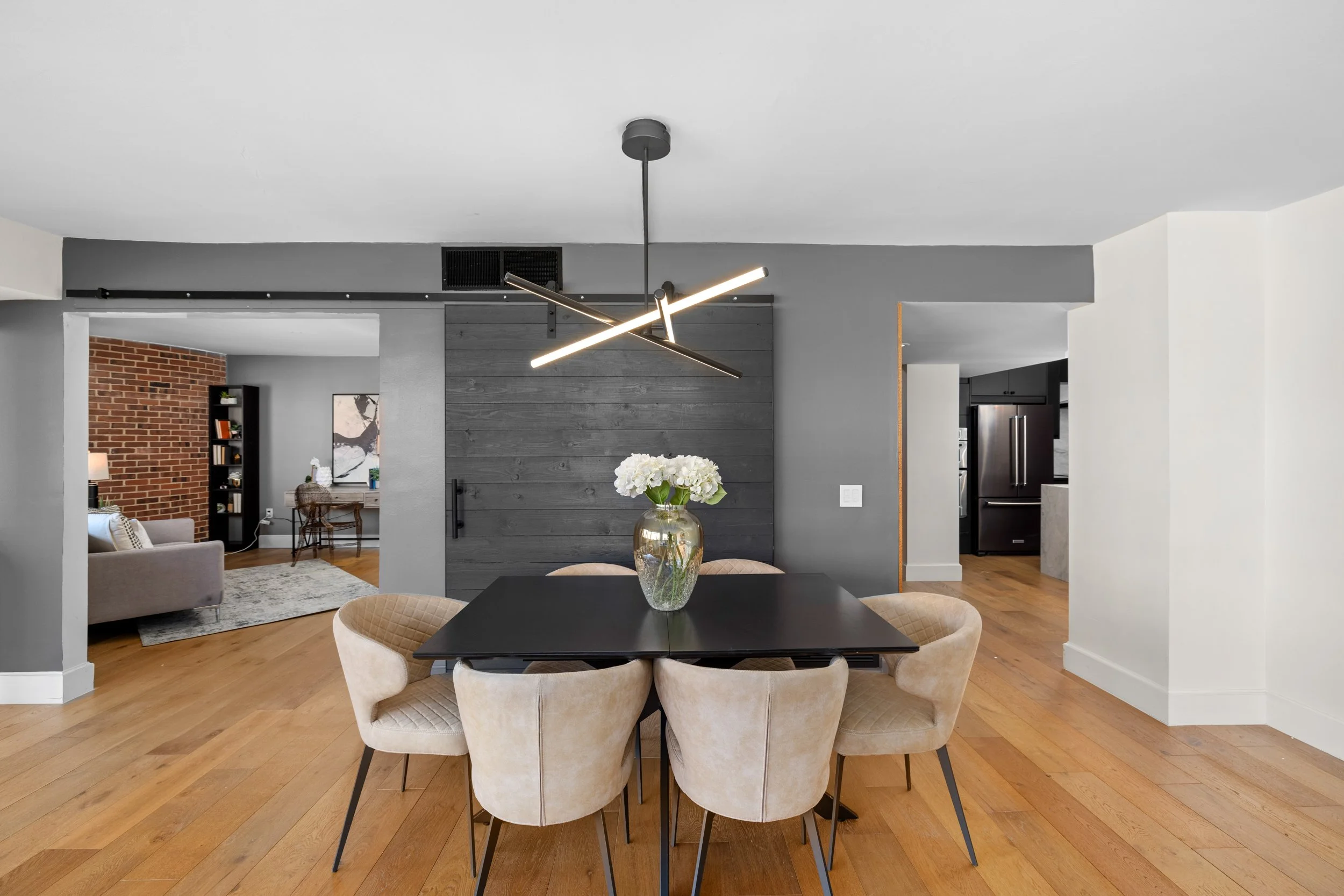 00015_15A0912_1015 33rd St NW 502 Washington, DC 20007.jpg