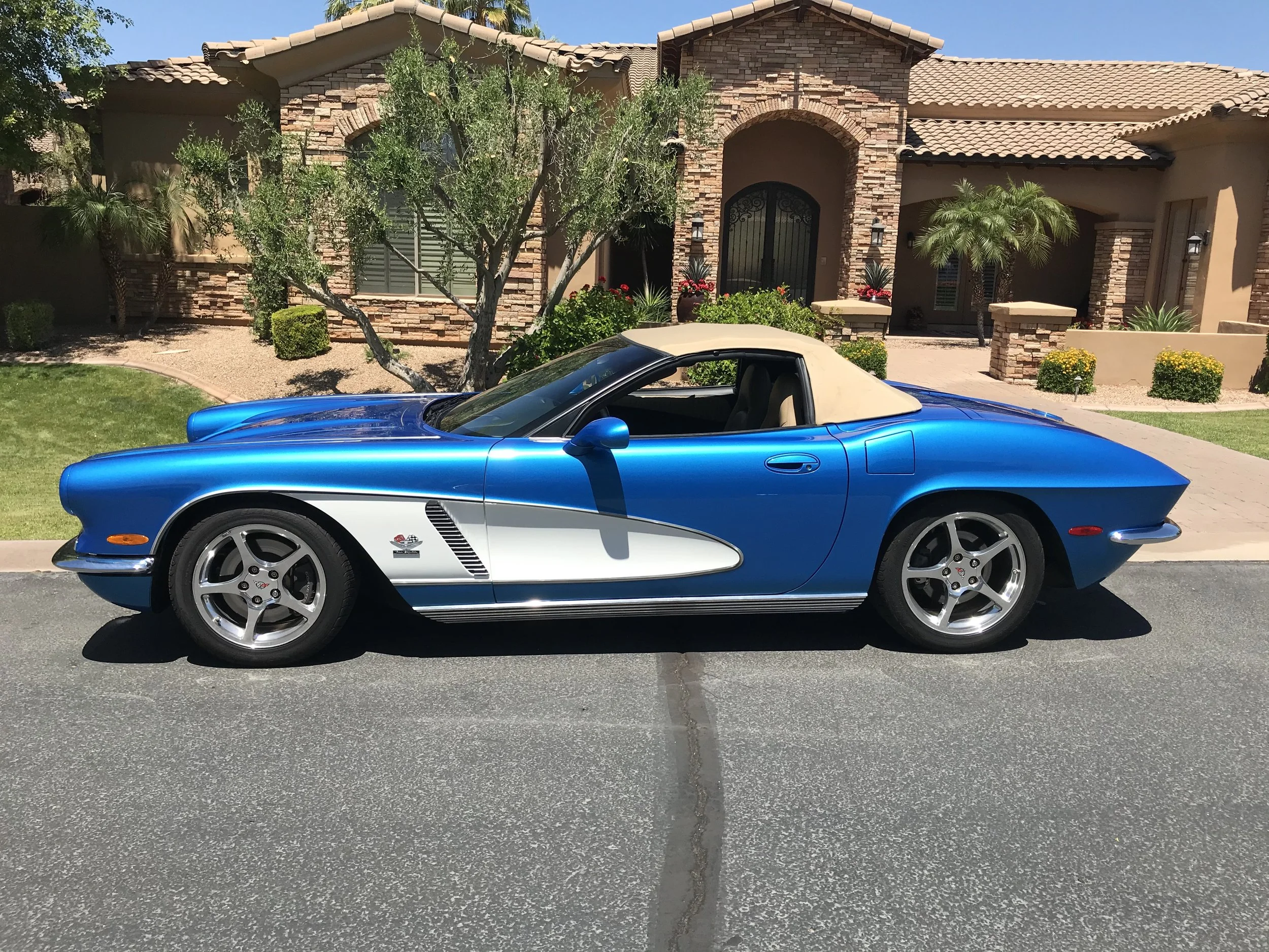 1962 (2001-C5) Custom Viper Pearl Corvette Convertible