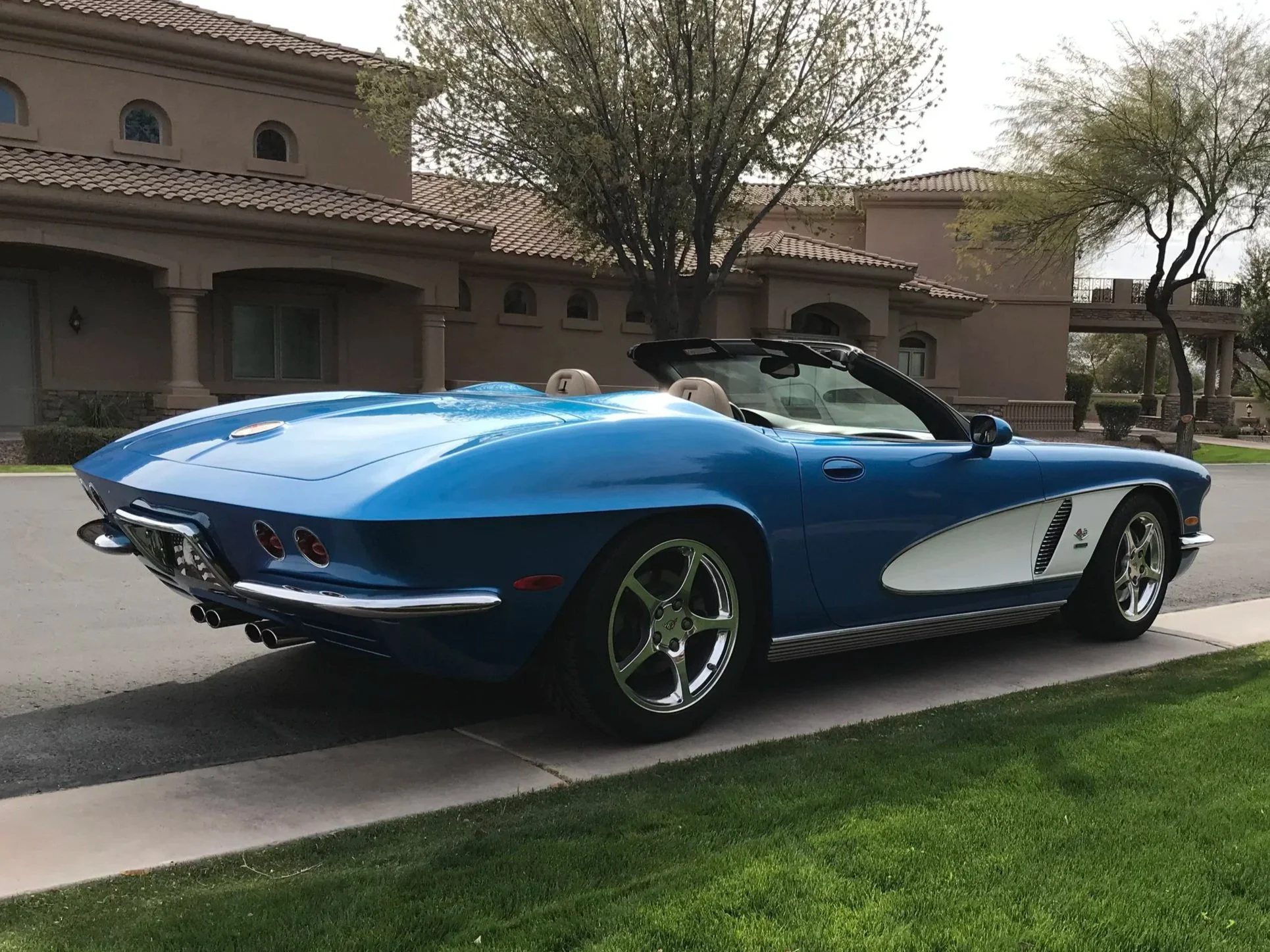 1962 (2001-C5) Custom Viper Pearl Corvette Convertible