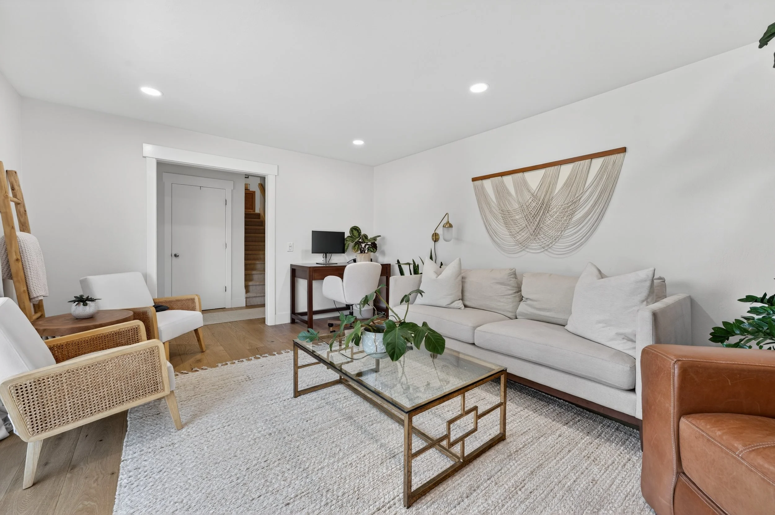 3399 Mesa Verdes -2.jpg