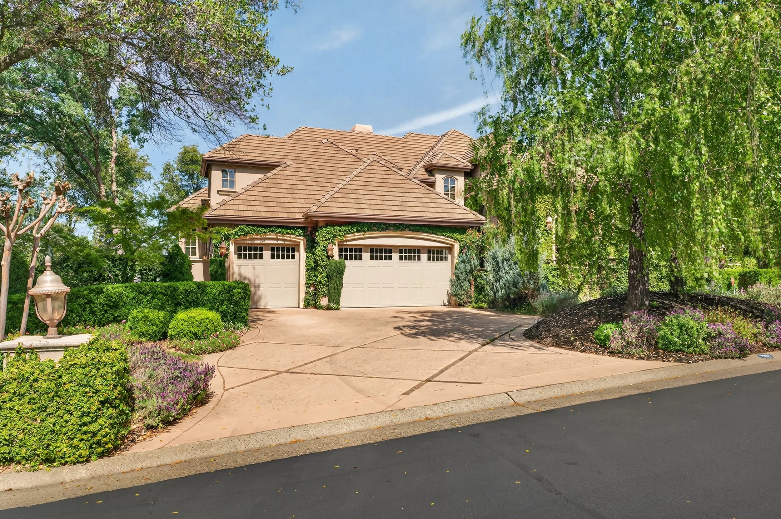 1361 Promontory Point Dr -29.jpg