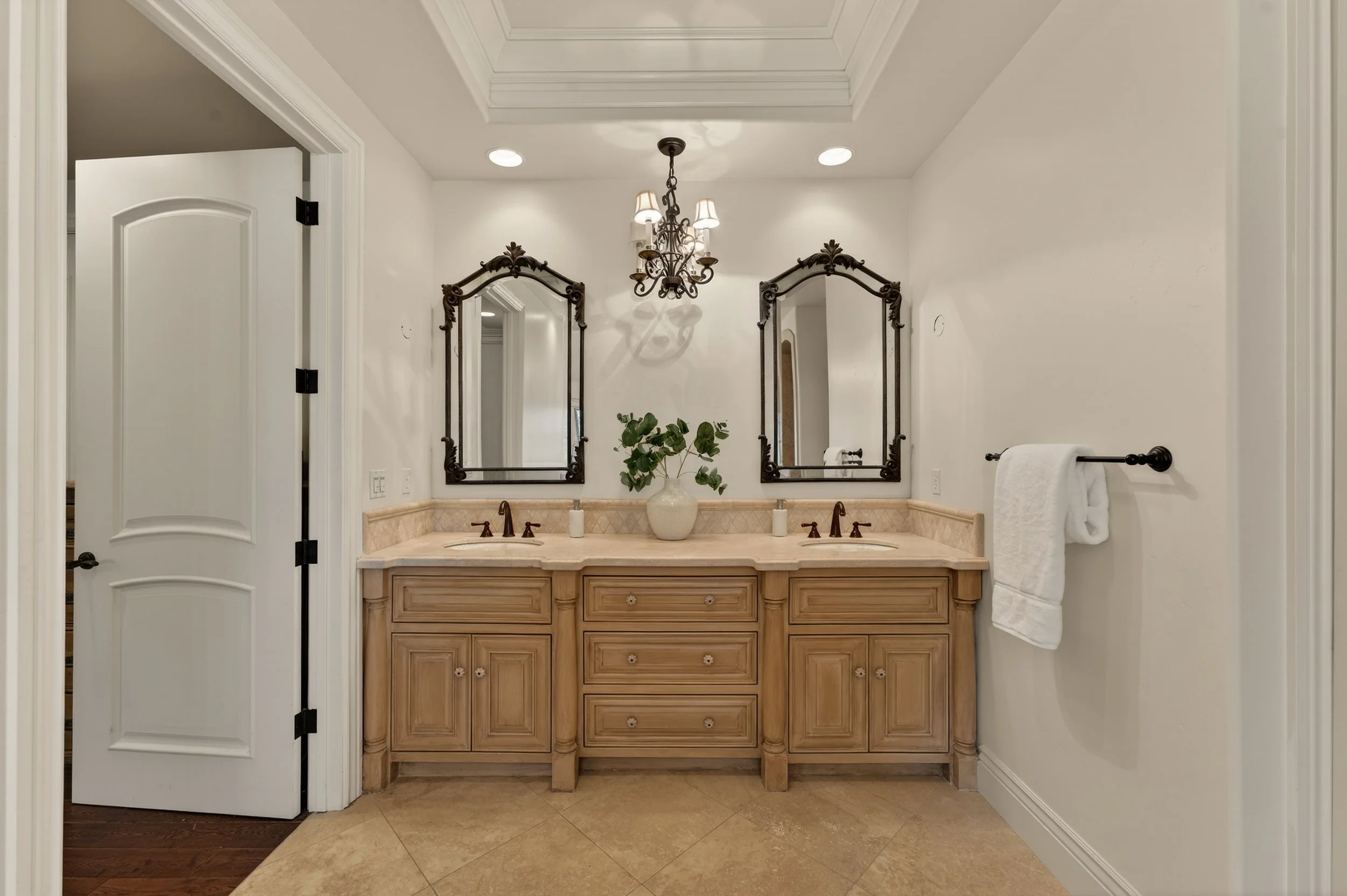 1361 Promontory Point Dr -32.jpg