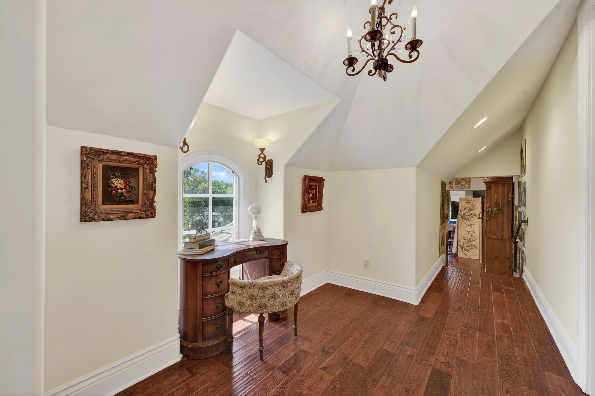 1361 Promontory Point Dr -37.jpg