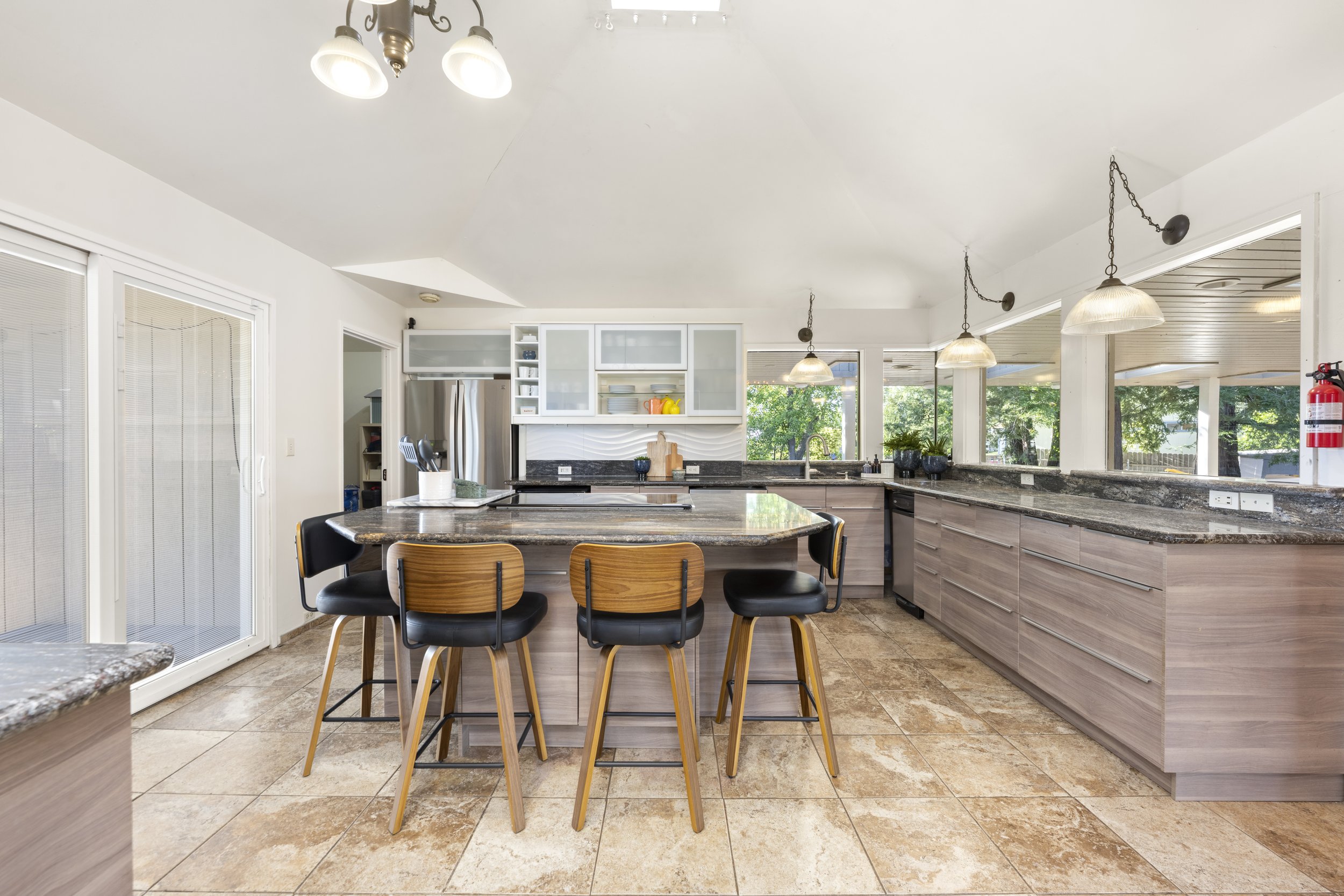 2303 Pinon -19.jpg