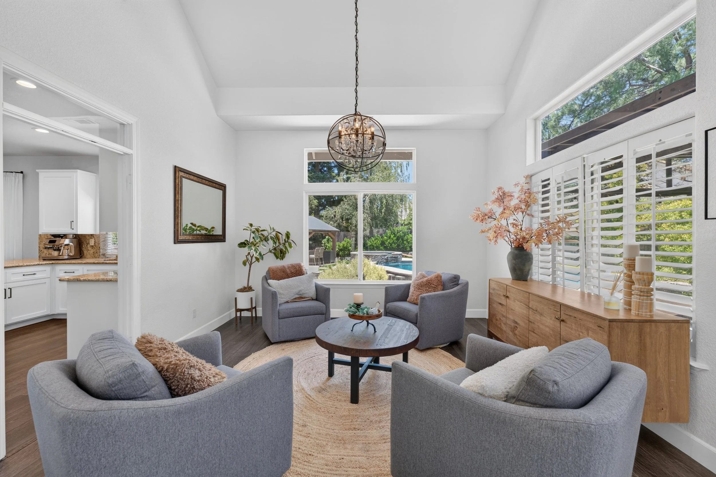 2411 Allendale - 9.jpg