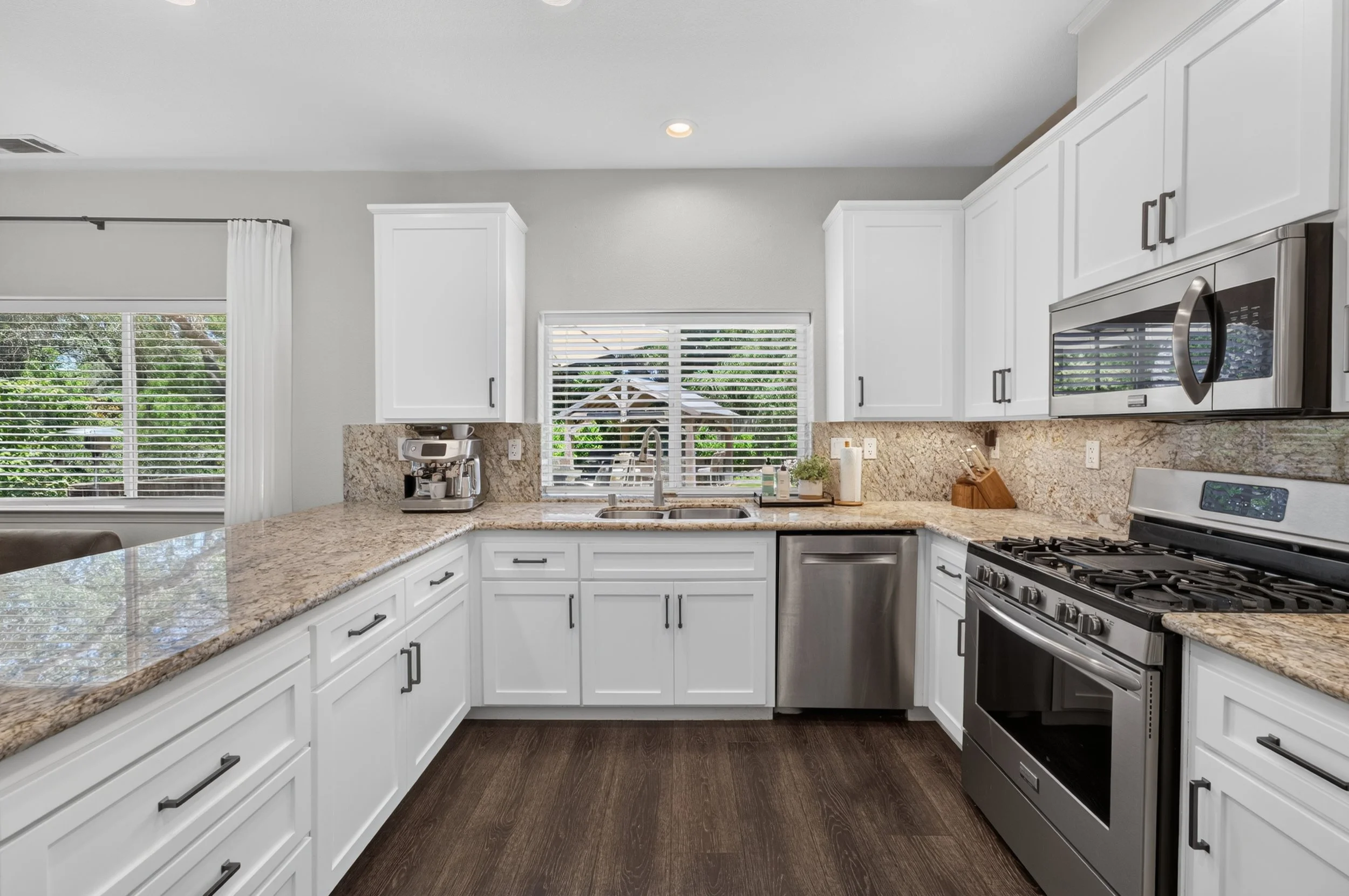 2411 Allendale - 14.jpg