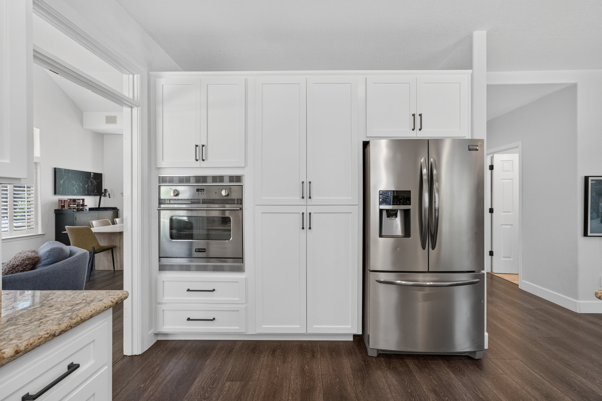 2411 Allendale - 17.jpg