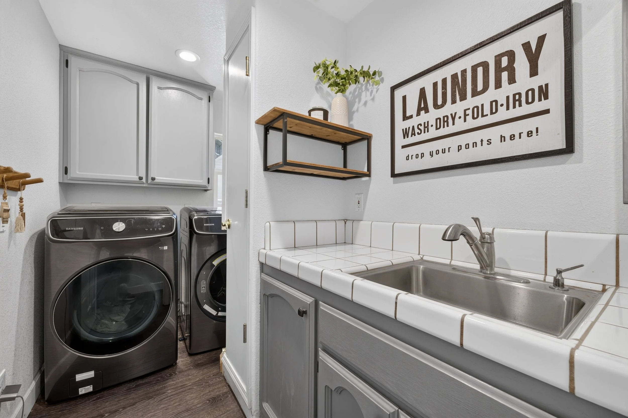 2411 Allendale - 22.jpg