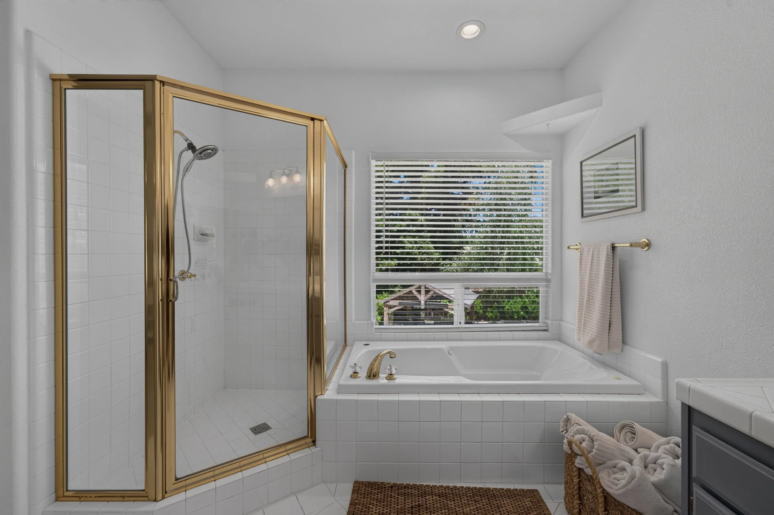 2411 Allendale - 28.jpg
