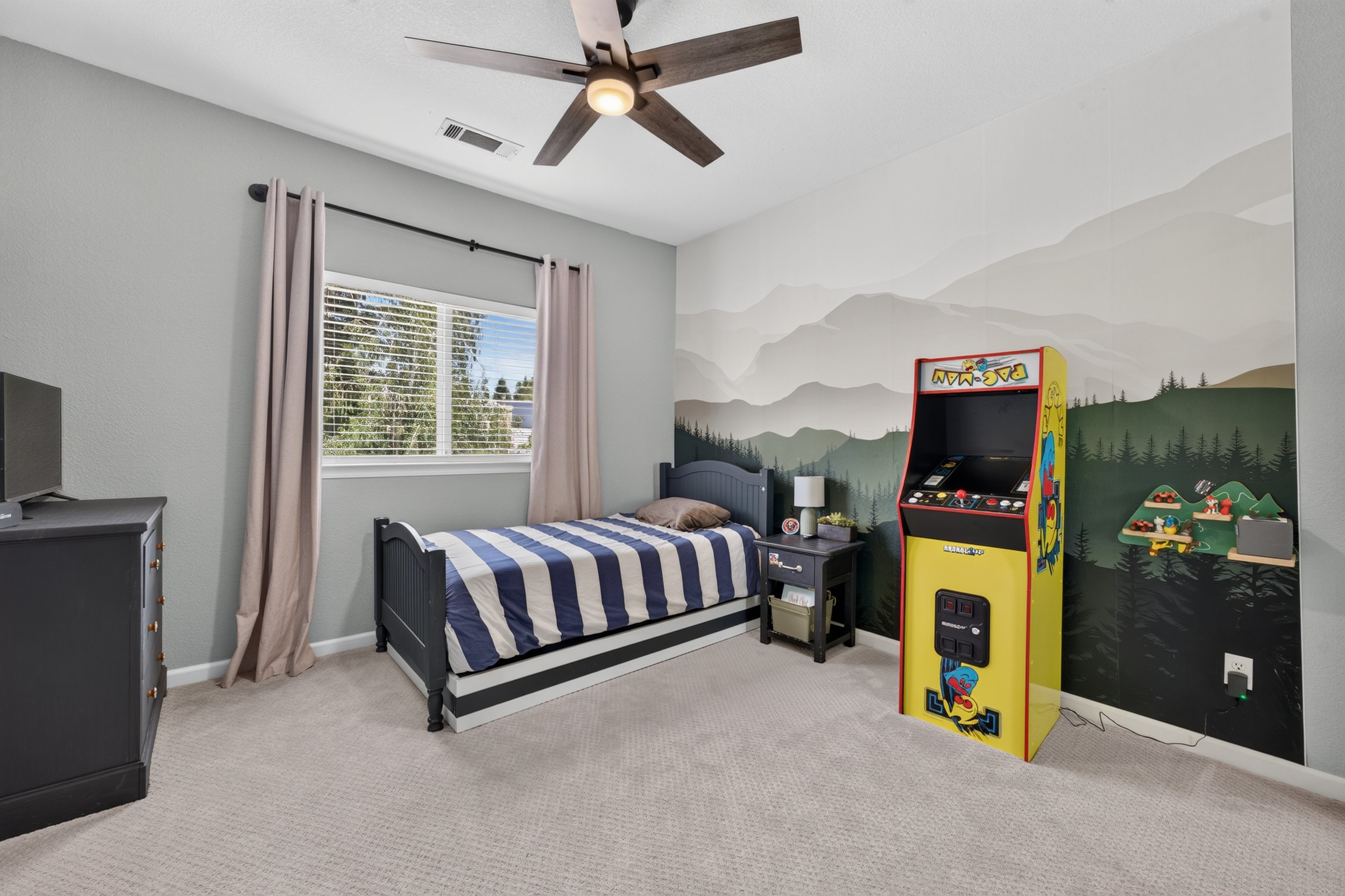 2411 Allendale - 33.jpg