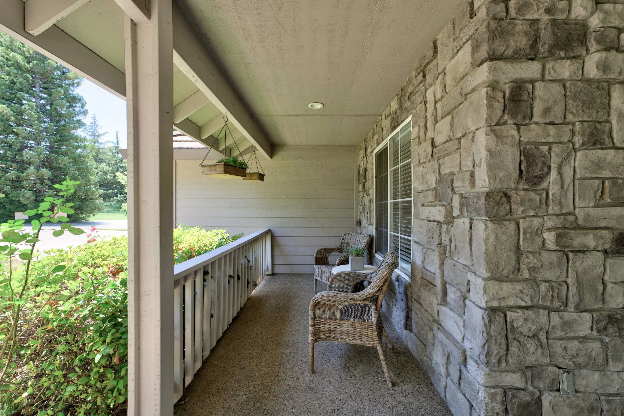 2411 Allendale - 60.jpg