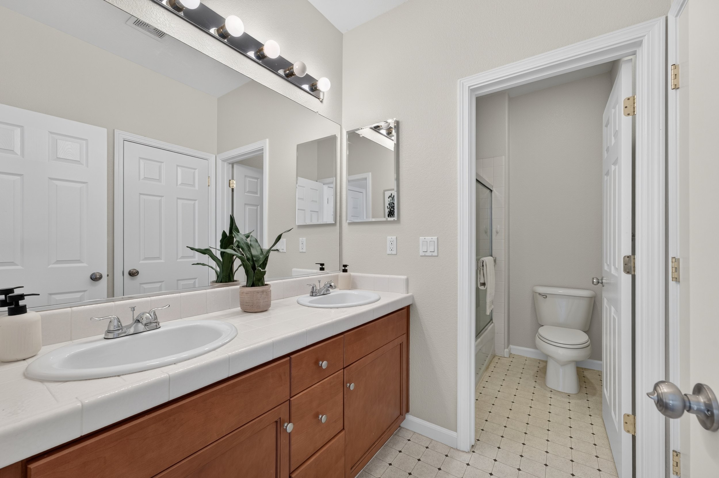 4338 Rimini Way -21.jpg