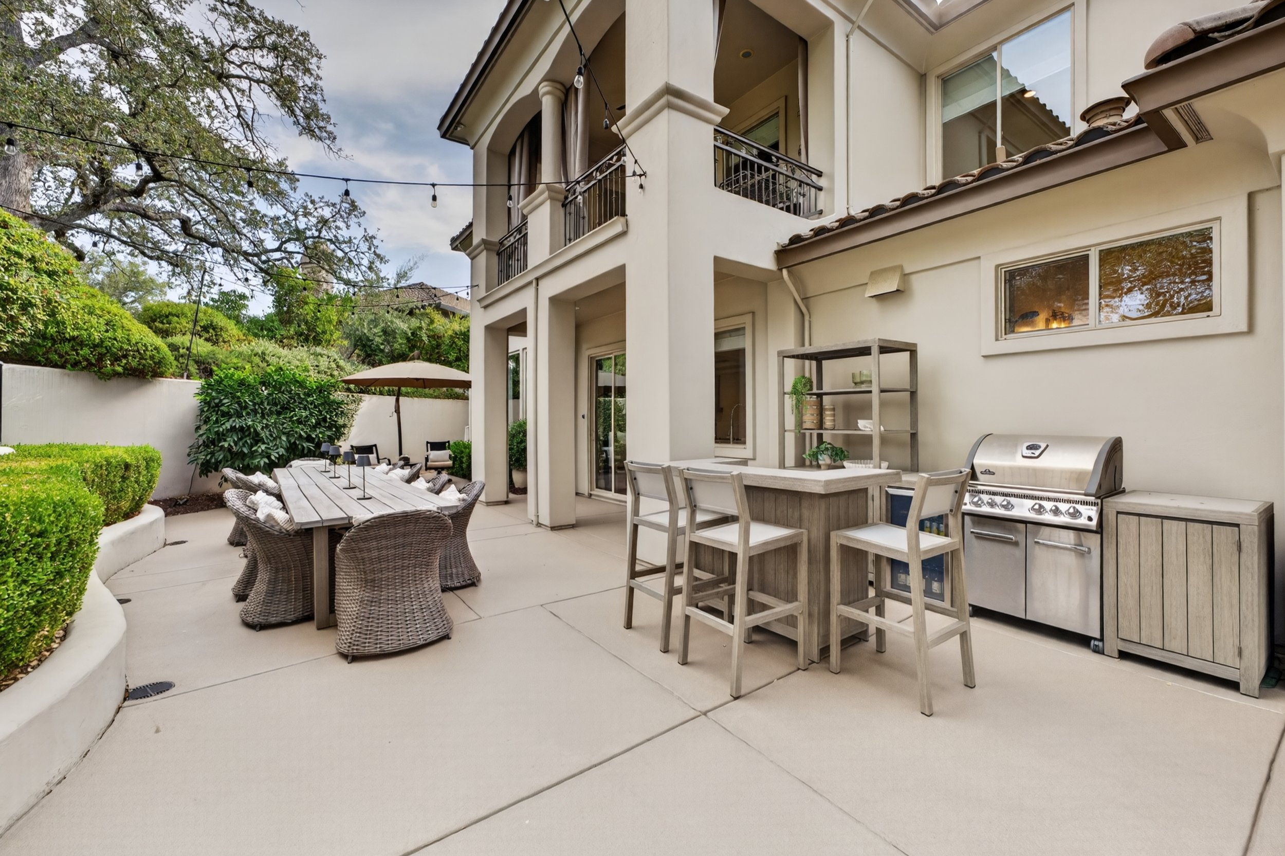 4323 Cordero - backyard-1.jpg