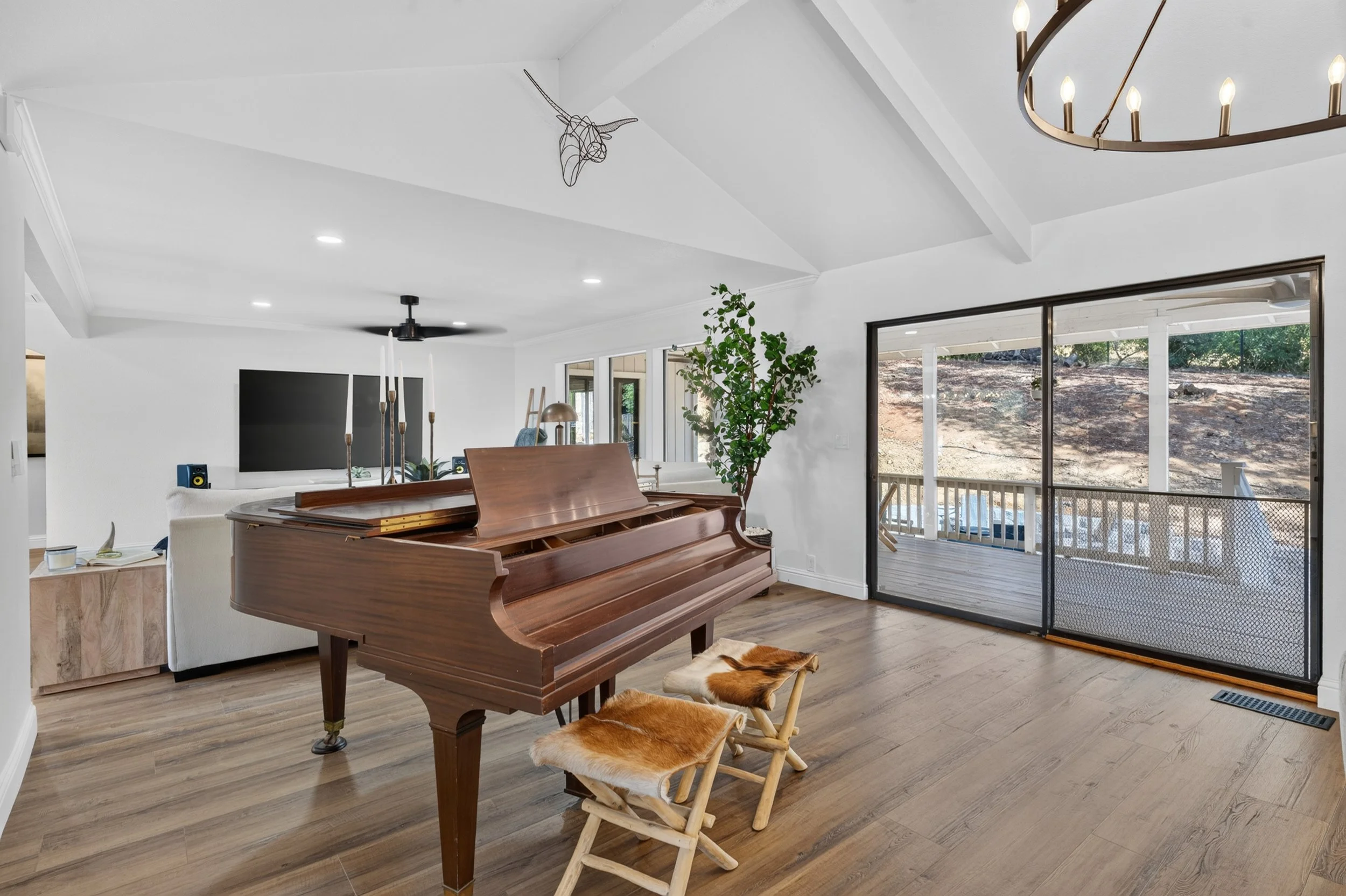 3068 Twin Oaks -13.jpg
