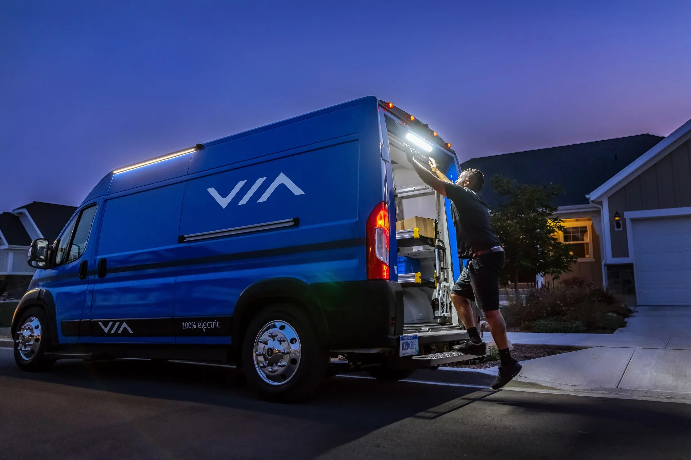 2021.08.10 ViaMotors.DanKHaus.3728.darker.JPG