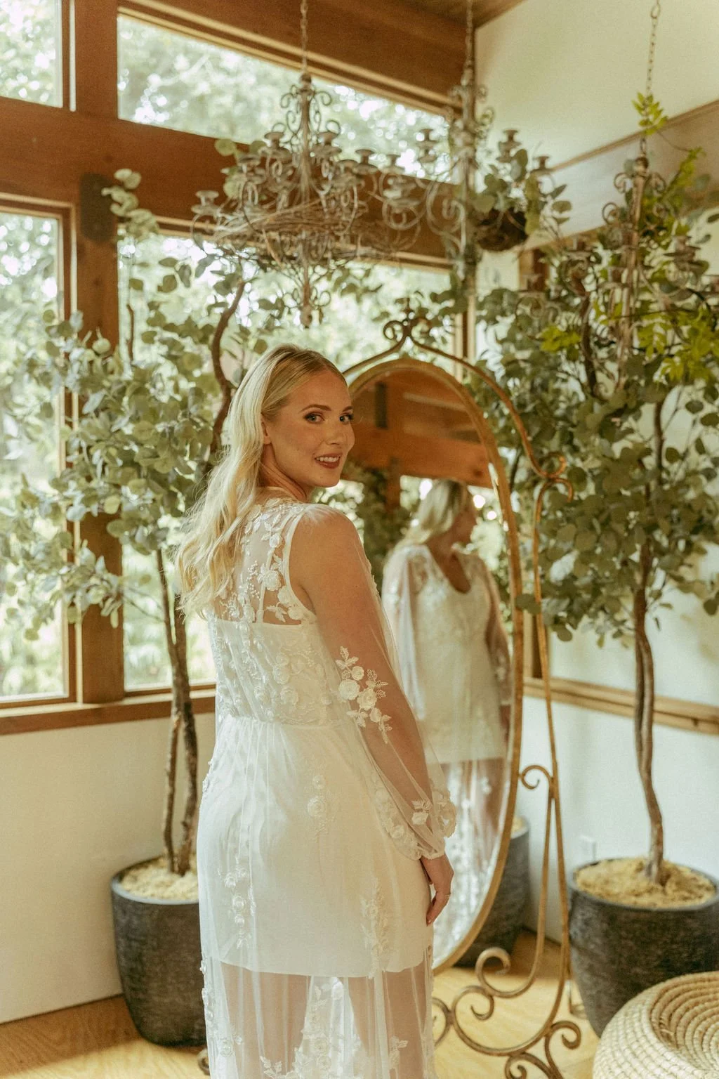 Elegant Bridal Hair and Makeup by Ania Glam Lab - Stunning Bride with Natural Look