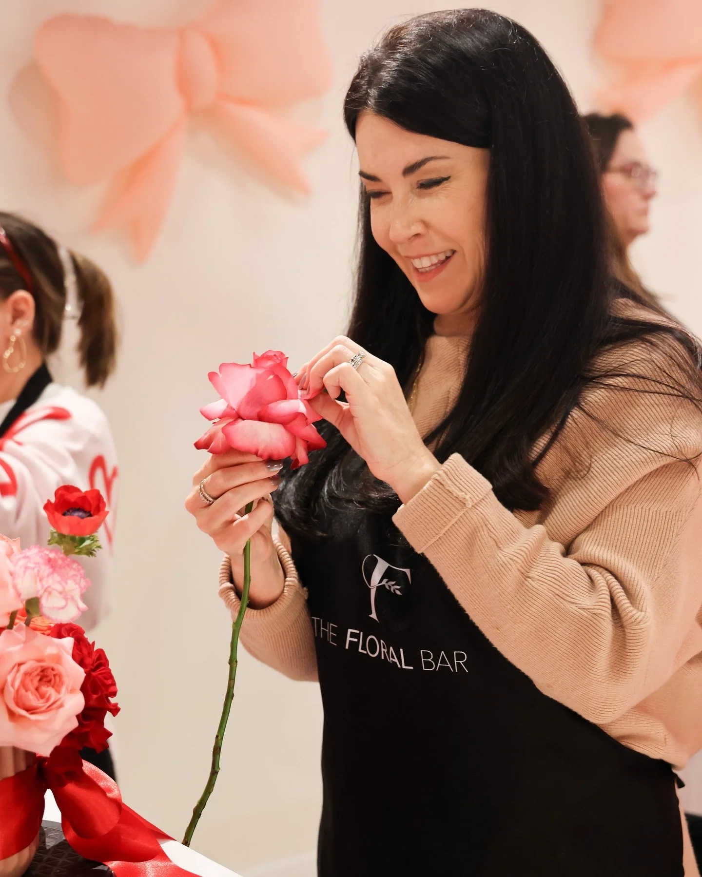 Galentine&rsquo;s 2026 is right around the corner!! Grab your besties &amp; let&rsquo;s make some floral magic💐💖
🔗in bio for tickets!