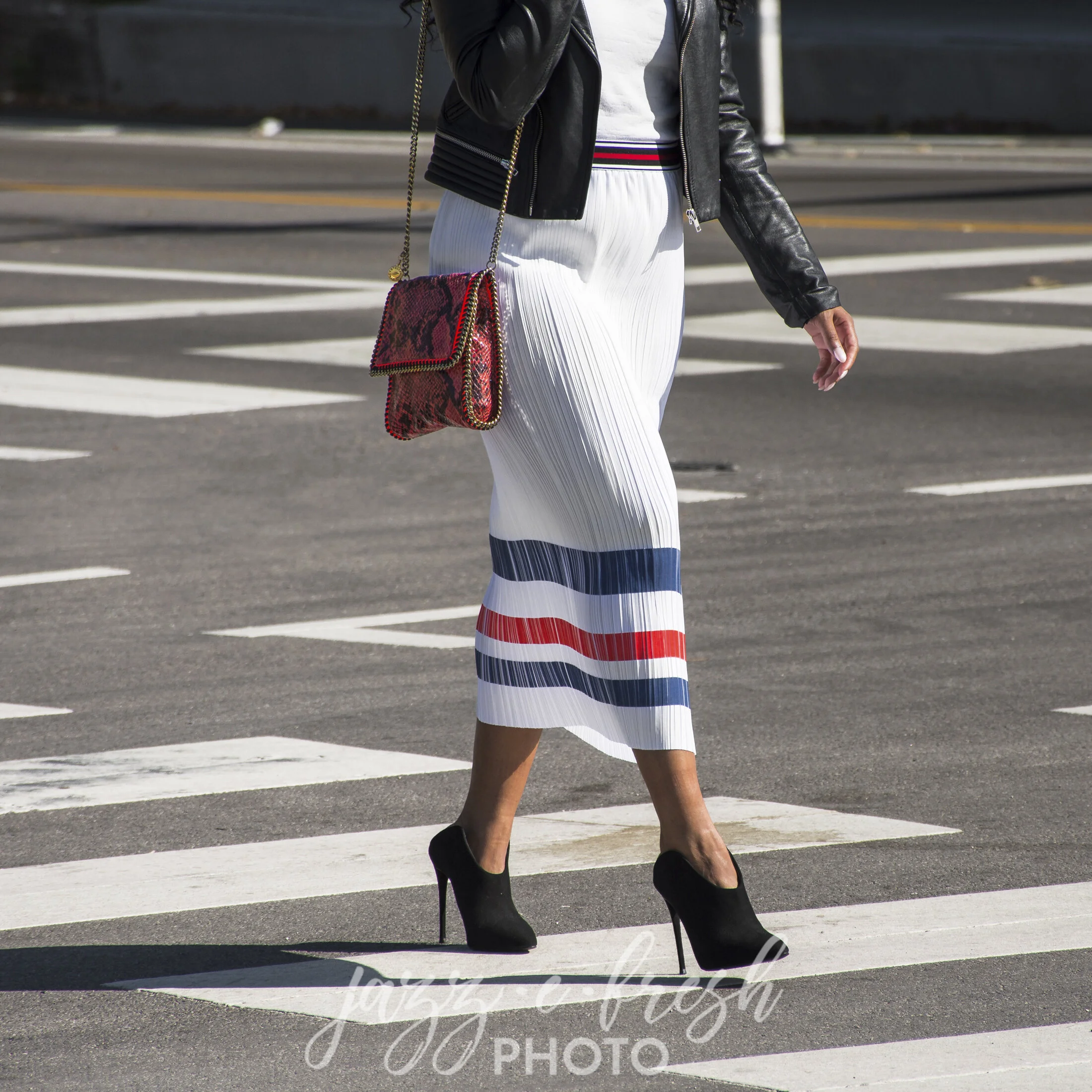 10.2.17_JEH_Luxuy Garage Sale.JPG