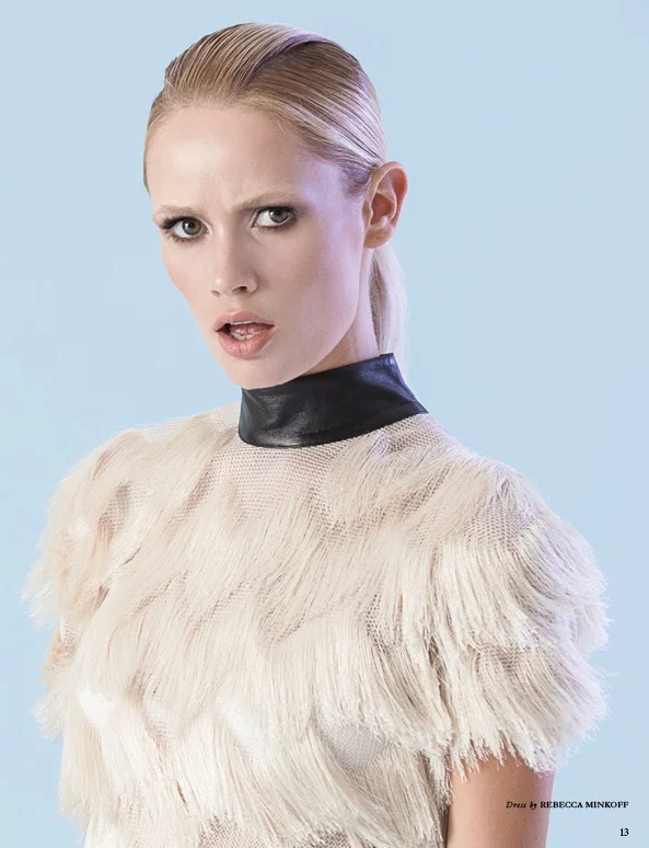 AstonishMag-LaurenBennett2.jpg