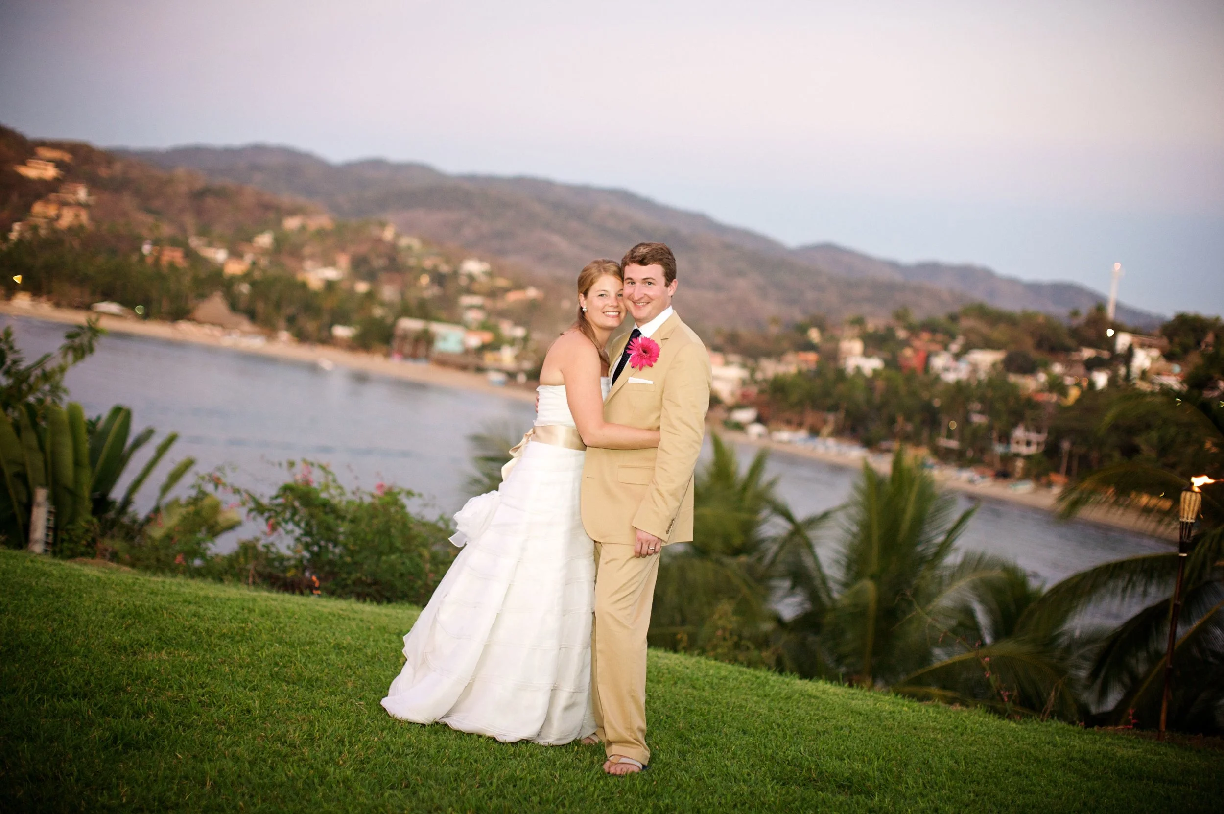 ¡Feliz Aniversario Katy + Casey!