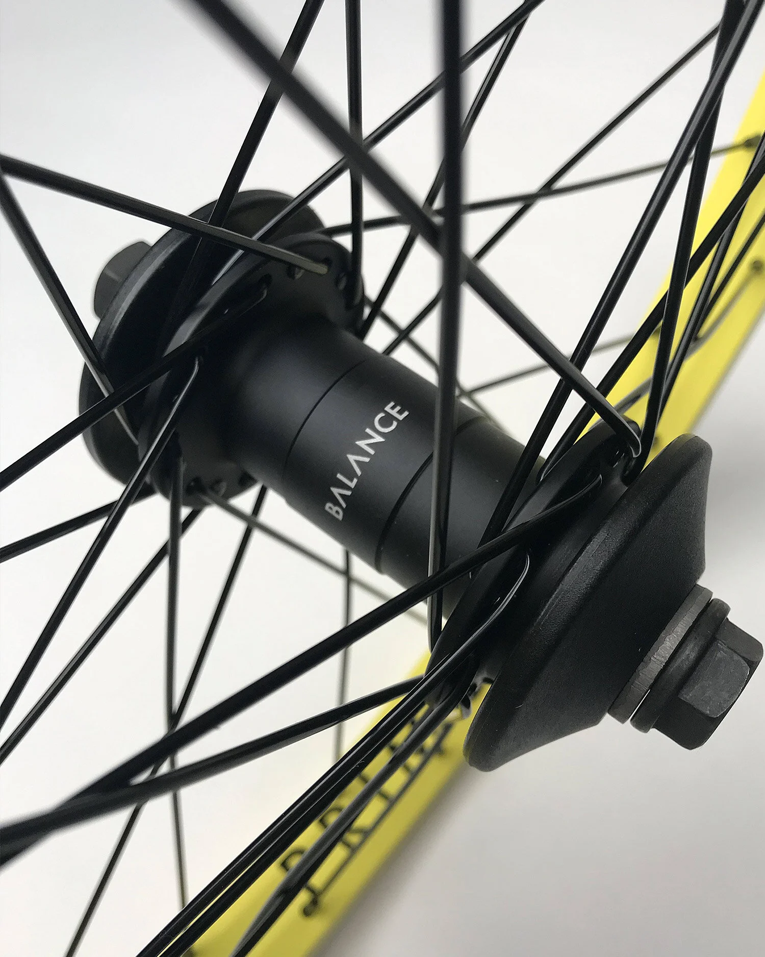 VS BALANCE FRONT WHEEL — Primo