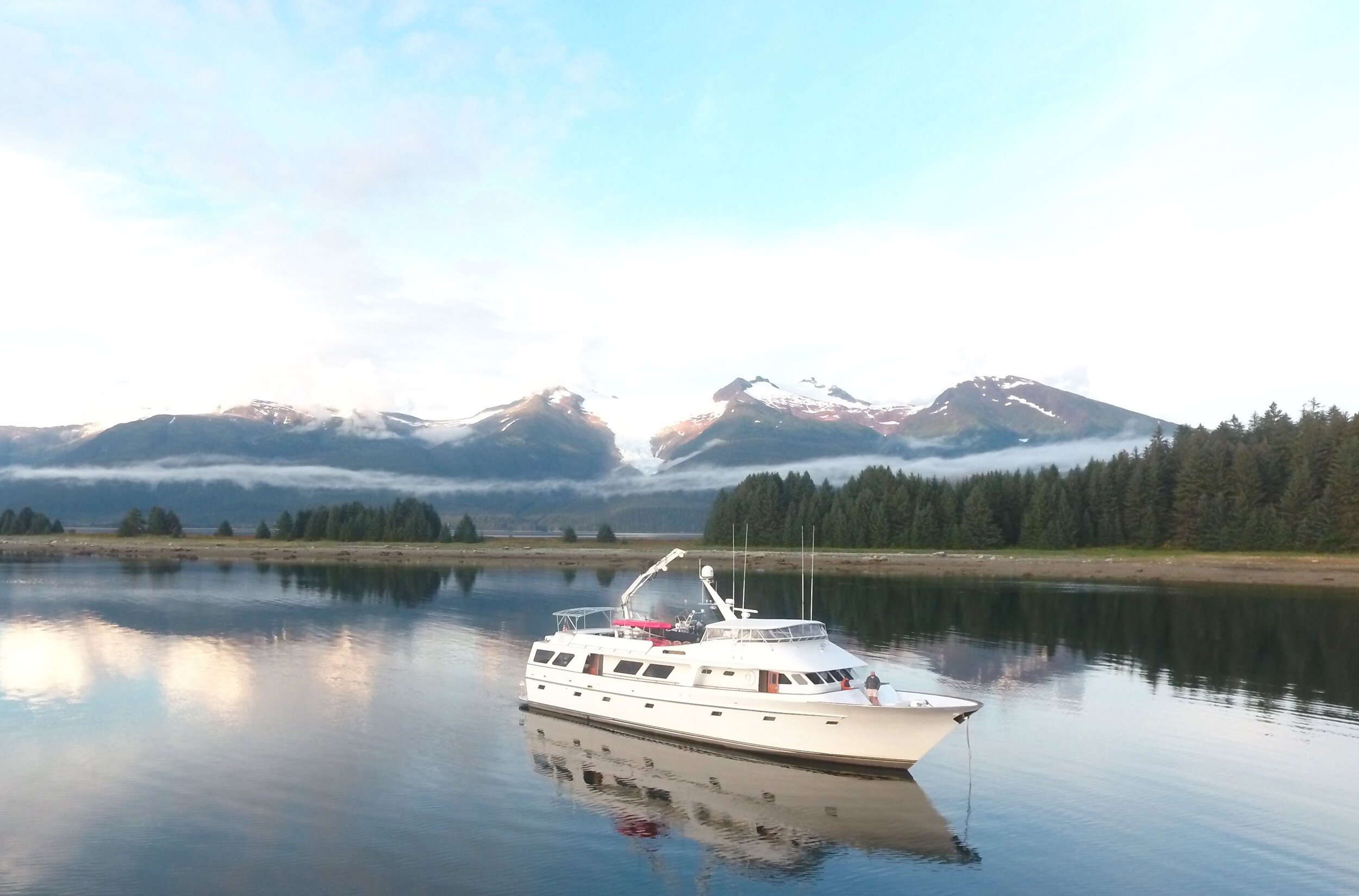  Private yacht charters and cruises exploring Alaska’s amazing Inside Passage. 