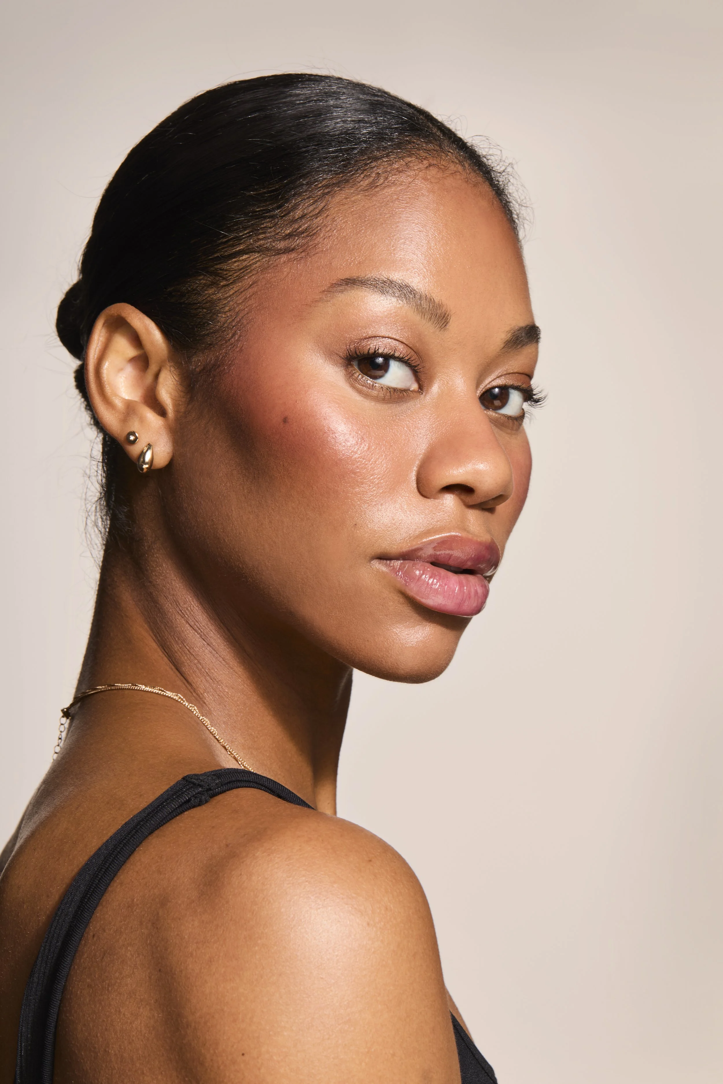 burnished-berry-blushsense-deep-skin-tone-sample-senegence-ashley-cejka.jpg
