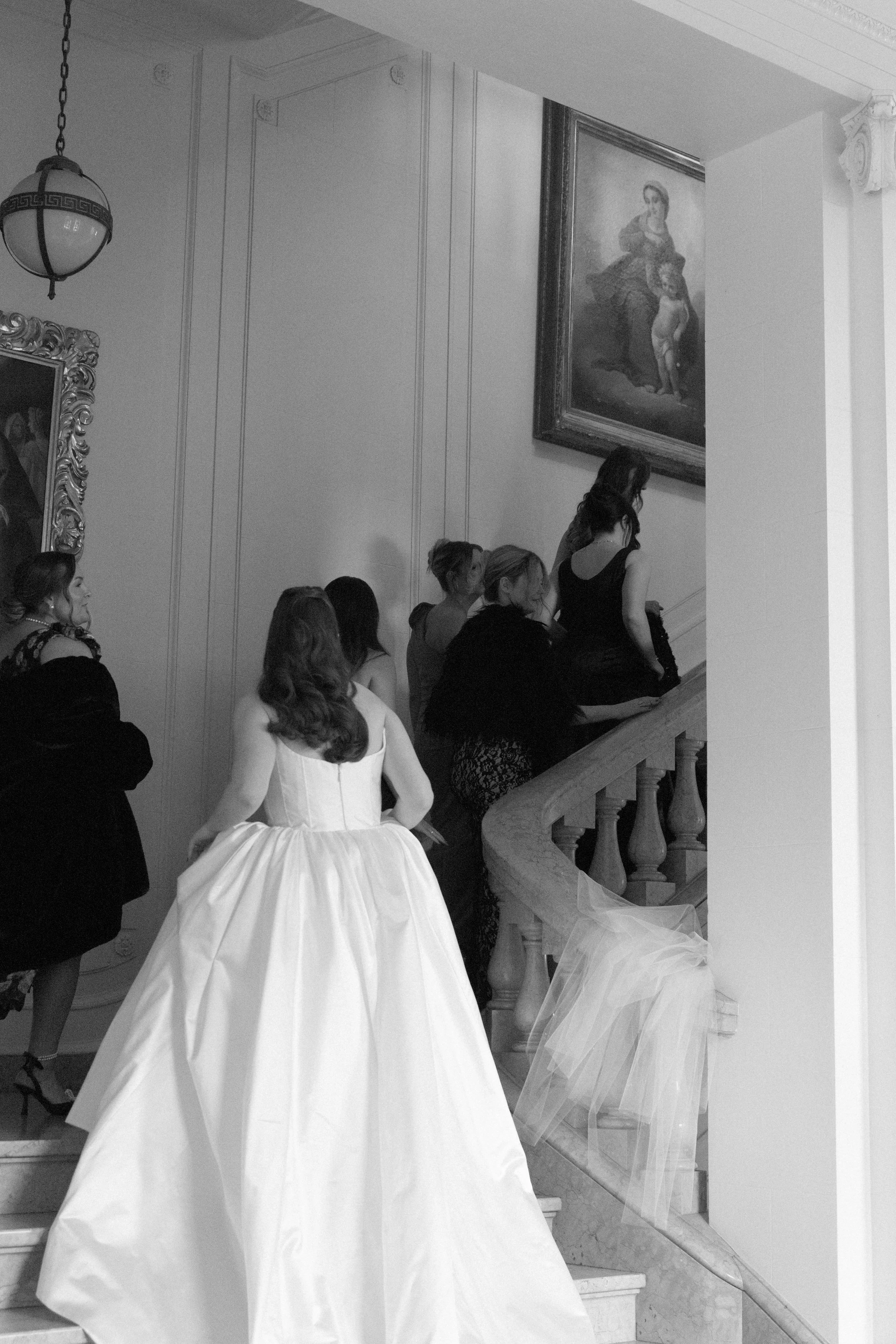 Flood Mansion Modern Luxury Wedding Flowers.jpg