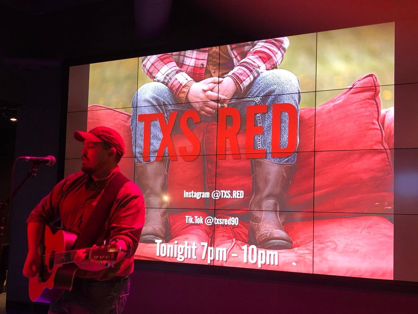 @txs.red absolutely murdering it at @therecroomstjohns