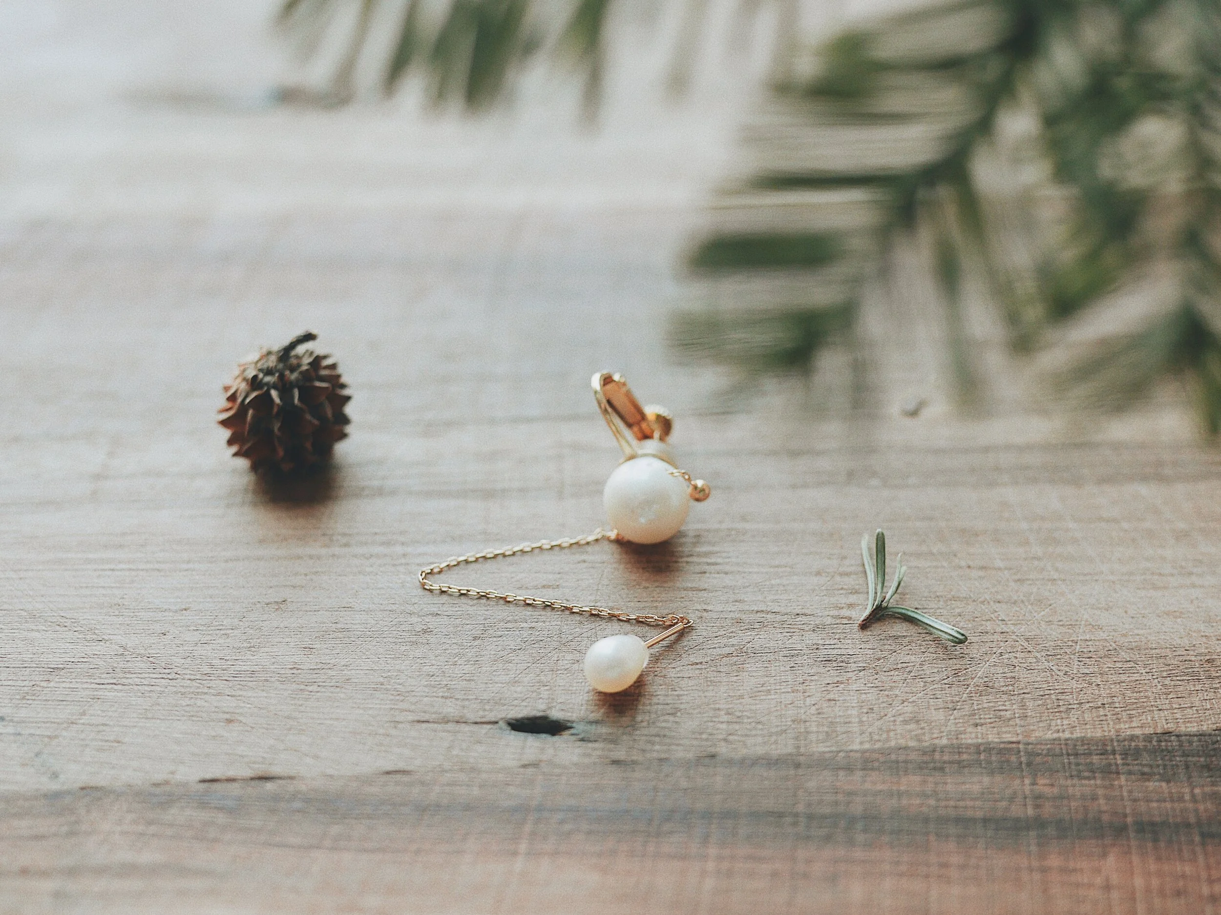 D6CEFC06-70DF-430F-A35A-EEF08FDBA3EA