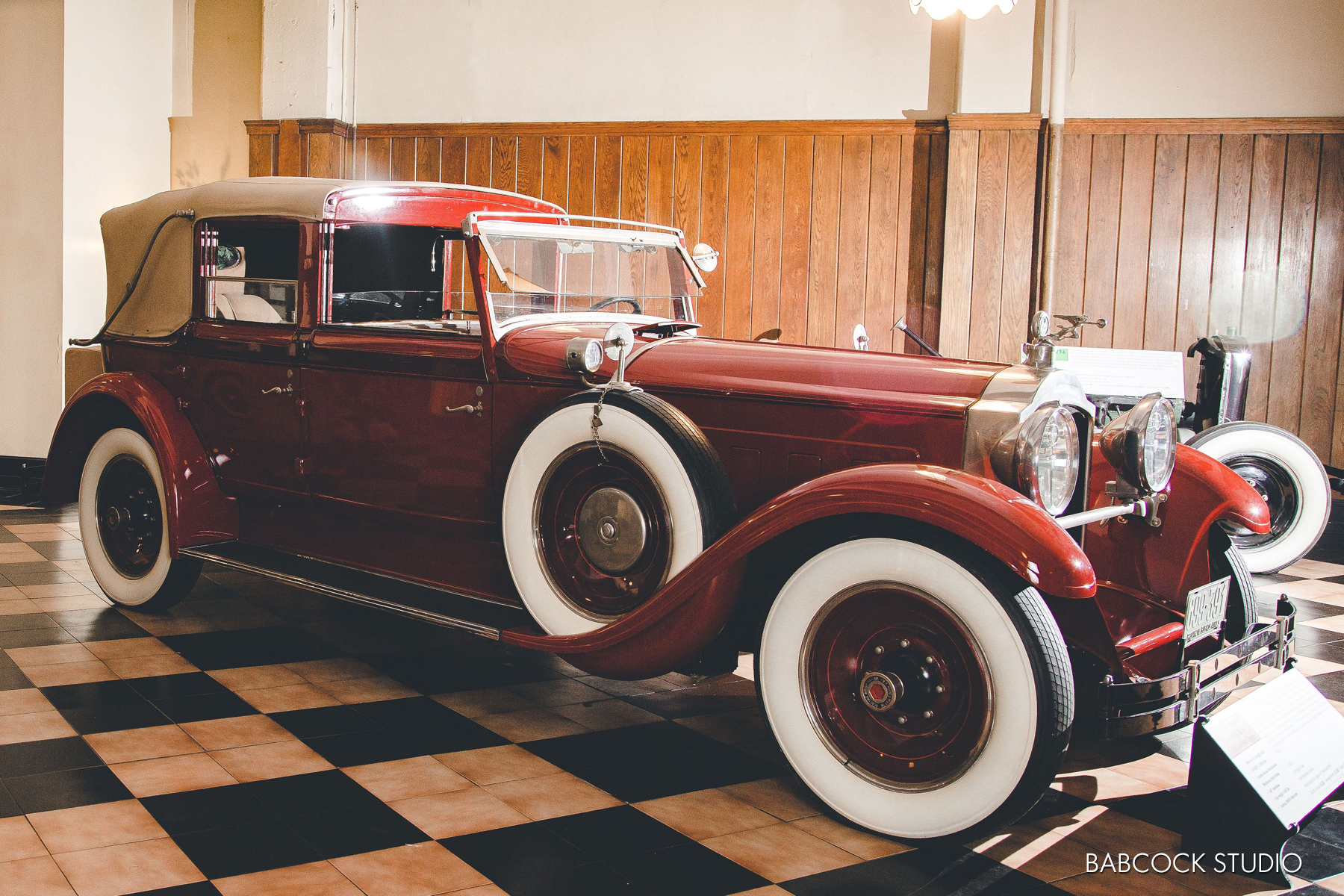 packard-museum-dayton-wedding-reception-babcock-studio-0105.jpg