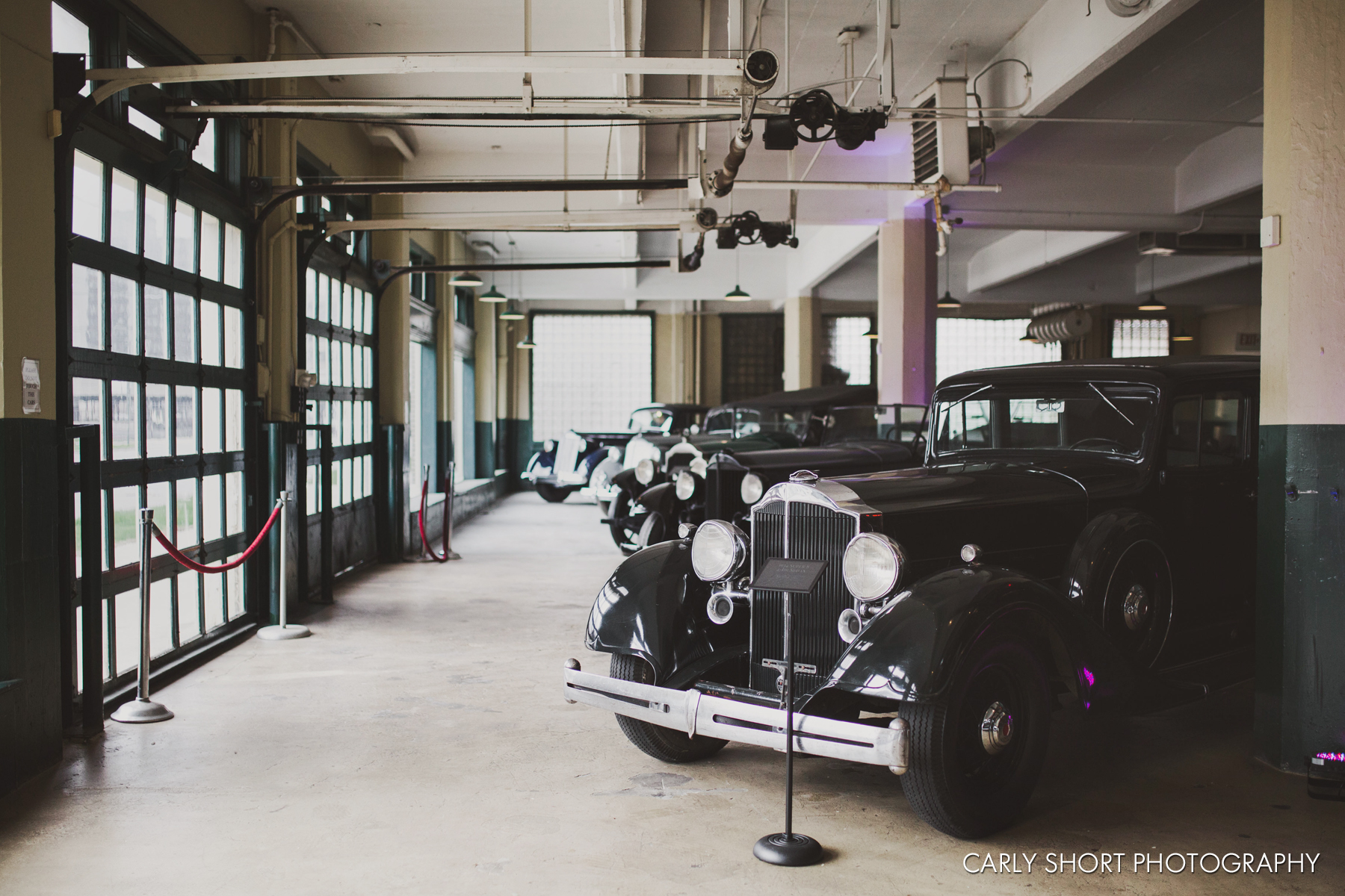 packard-museum-dayton-wedding-reception-carly-short-photography-0111.jpg