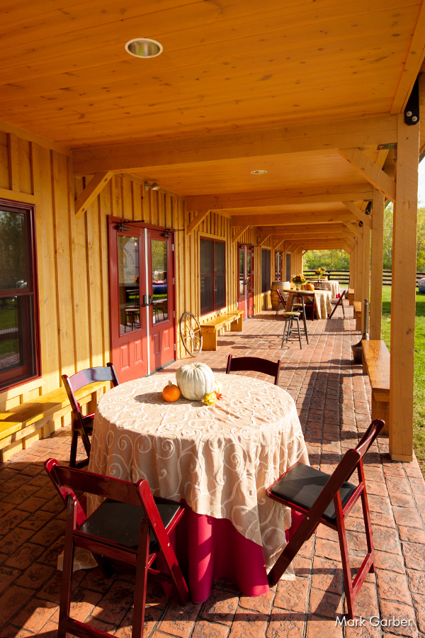 canopy-creek-farm-wedding-reception-banquet-dayton-ohio-mark-garber-elite-catering_013.jpg