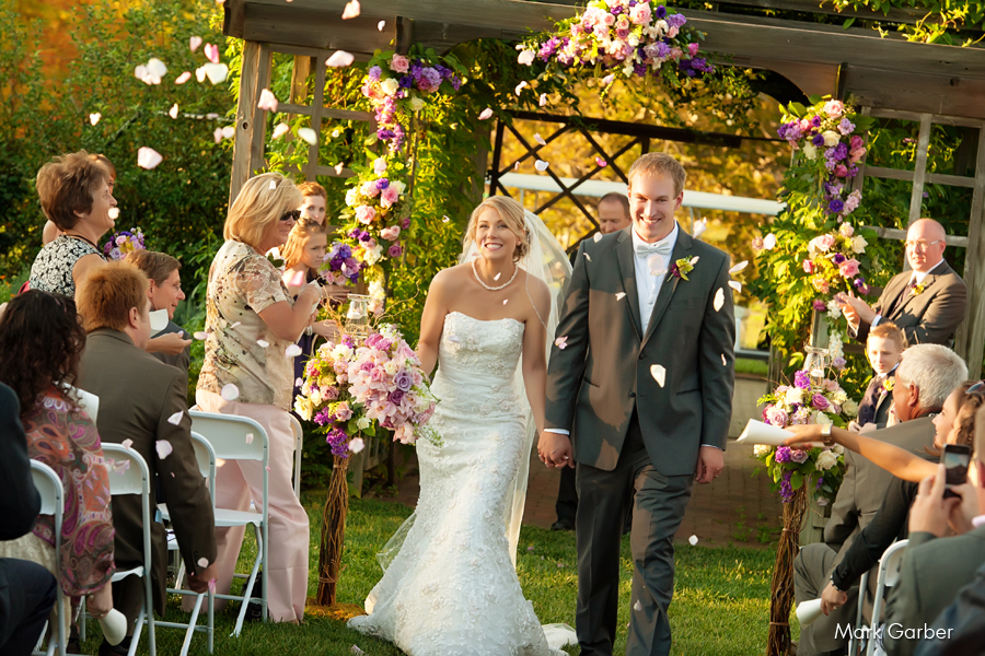 cox-arboretum-dayton-wedding-banquet-hall-venue-elite-catering-mark-garber-photography_001.jpg