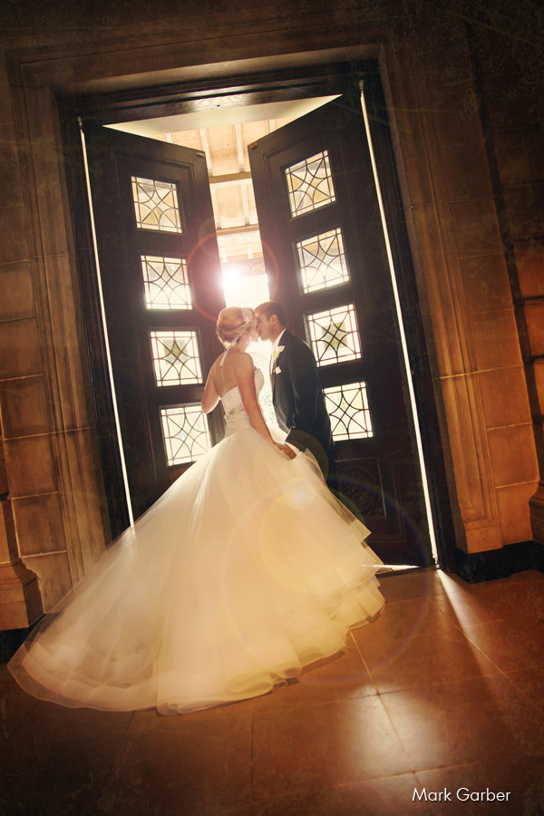 dayton-art-institute-wedding-venue-elite-catering-mark-garber-photography_022.jpg