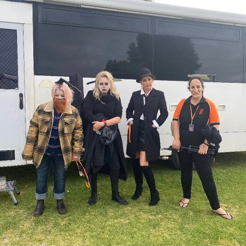 Had too much fun on @aussieroadcrew with this lot of nutters @libbyodonovan @beccy_cole @amberjoypoulton , ended with a bang with a gig in corny point and a quick trip to the RAH for an angry appendix :) fun times indeedy , grateful for good people