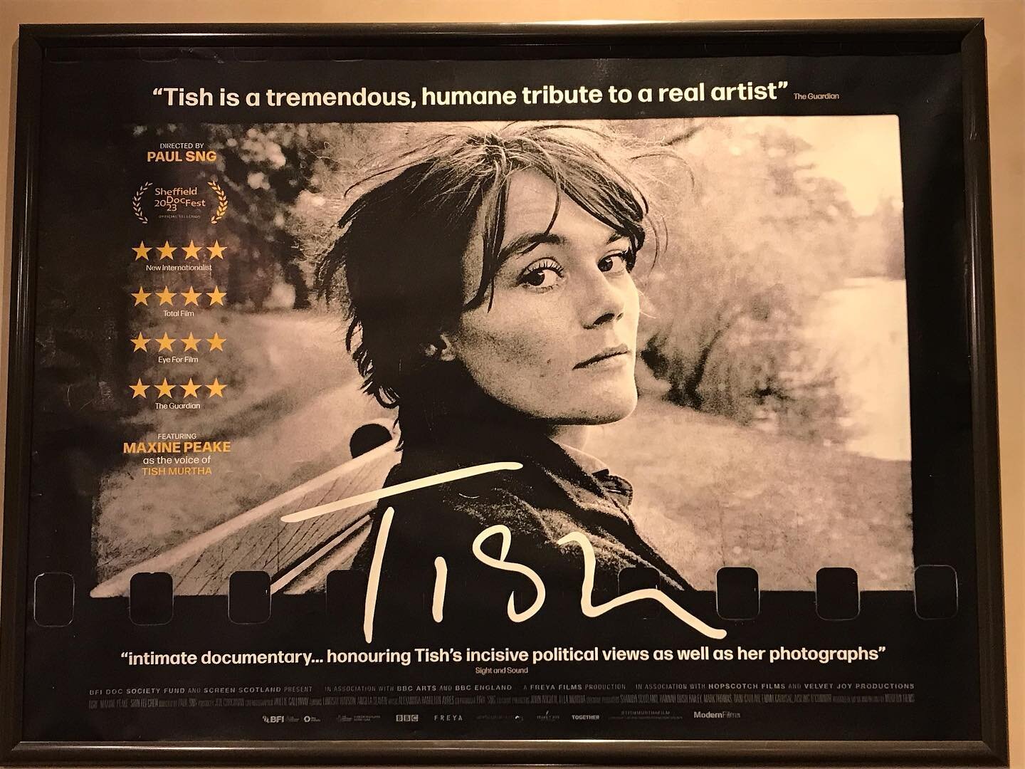 This is on ⁦‪@BBCFOUR4‬⁩ tonight at 9pm. Is superb. Saw it on big screen a while back. Would definitely recommend. #TishMurtha was a brilliant #photographer and this a really intimate and moving look at her life and work. Excellent stuff #Tish #Photo