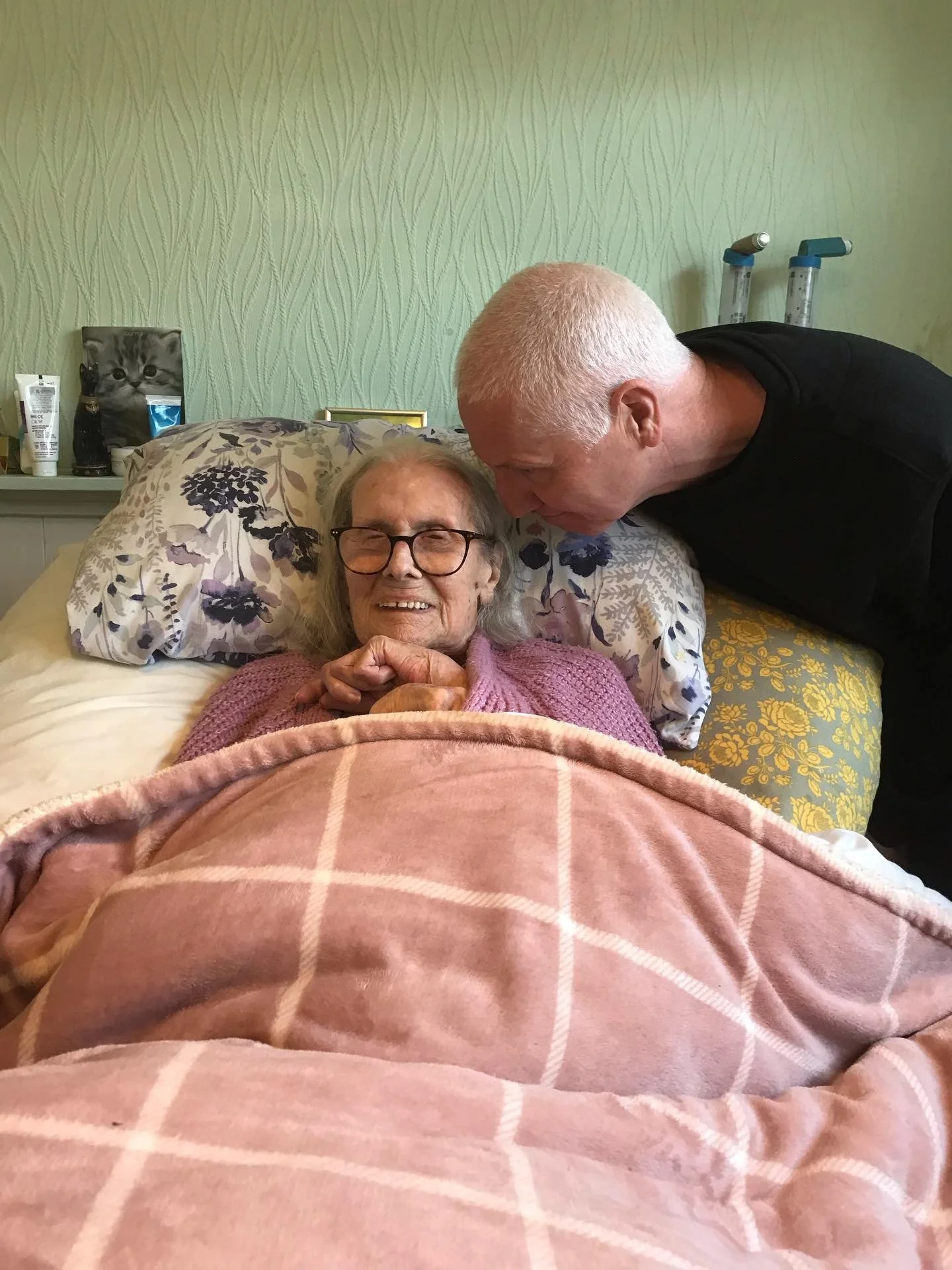 My dear old mums birthday. 95 today. What a woman. Despite all that life has thrown at her over last few years she&rsquo;s still here. Still defying the odds. Amazing. I&rsquo;ve tried everything. Poisoning. Drowning. Asphyxiation. Nothing works. She