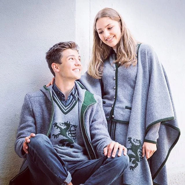 We are family 💕 
#familygoals #brotherandsister 
@arzbergerspantherstrick @samira_nod @pfennigturm
#fashionphotography #advertising #fashionmodels #like #topmodel #modelmanagement #femalemodel #modelscout #portraits #malemodel #womensfashion womenst