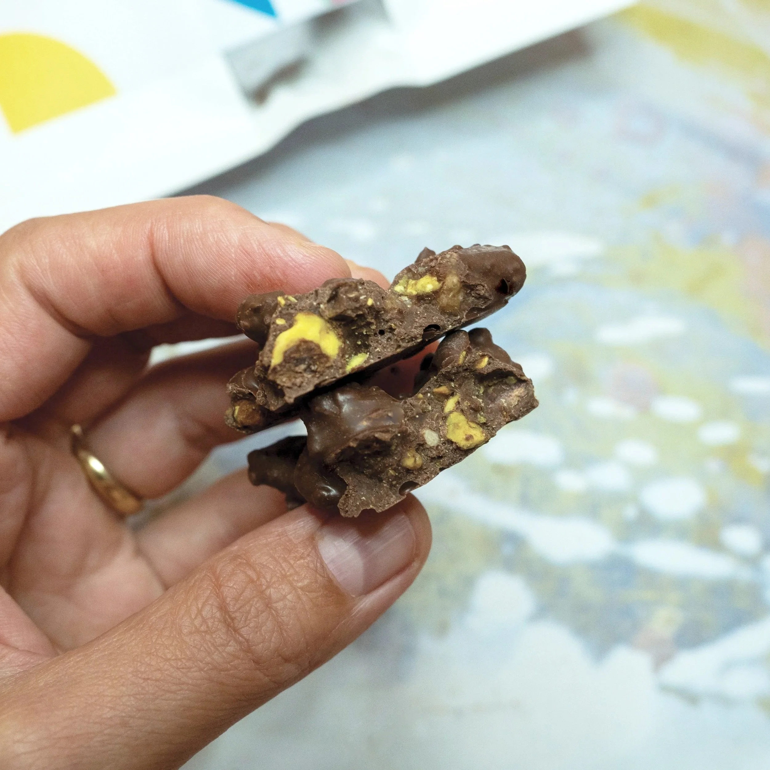 pistachio - bark chocolate