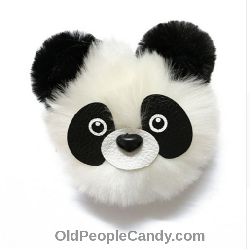 The key chain has a pom-pom panda head.