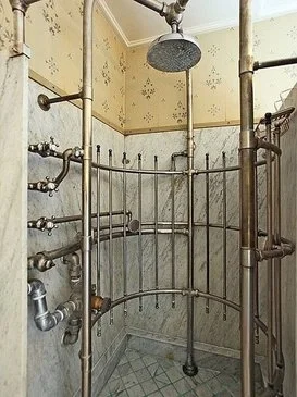 victorianribcageshower1911.jpg