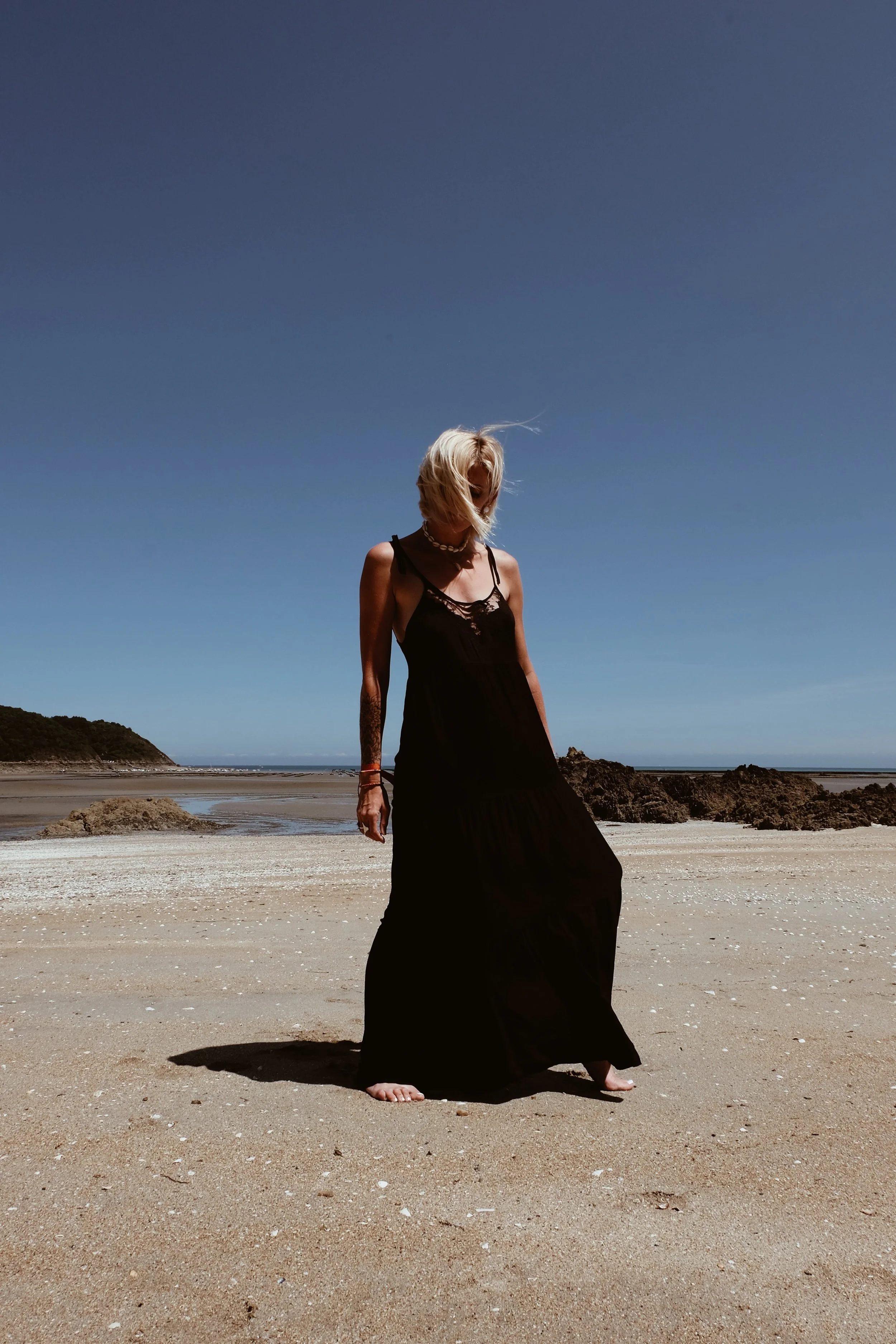 BLACK LACE DRESS - STRADIVARIUS 