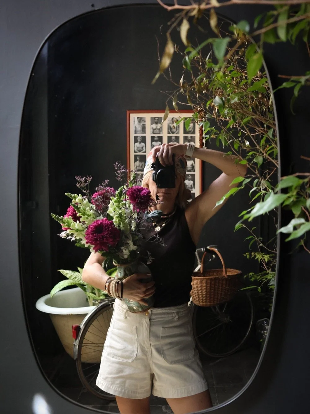 🌸 Po&eacute;sie florale 🌸
Si vous me suivez en story, vous savez que je suis all&eacute;e chercher des nouvelles fleurs aujourd&rsquo;hui. 
Maintenant qu&rsquo;on est rentr&eacute;s dans les Hauts de France, on peut &agrave; nouveau profiter des gr