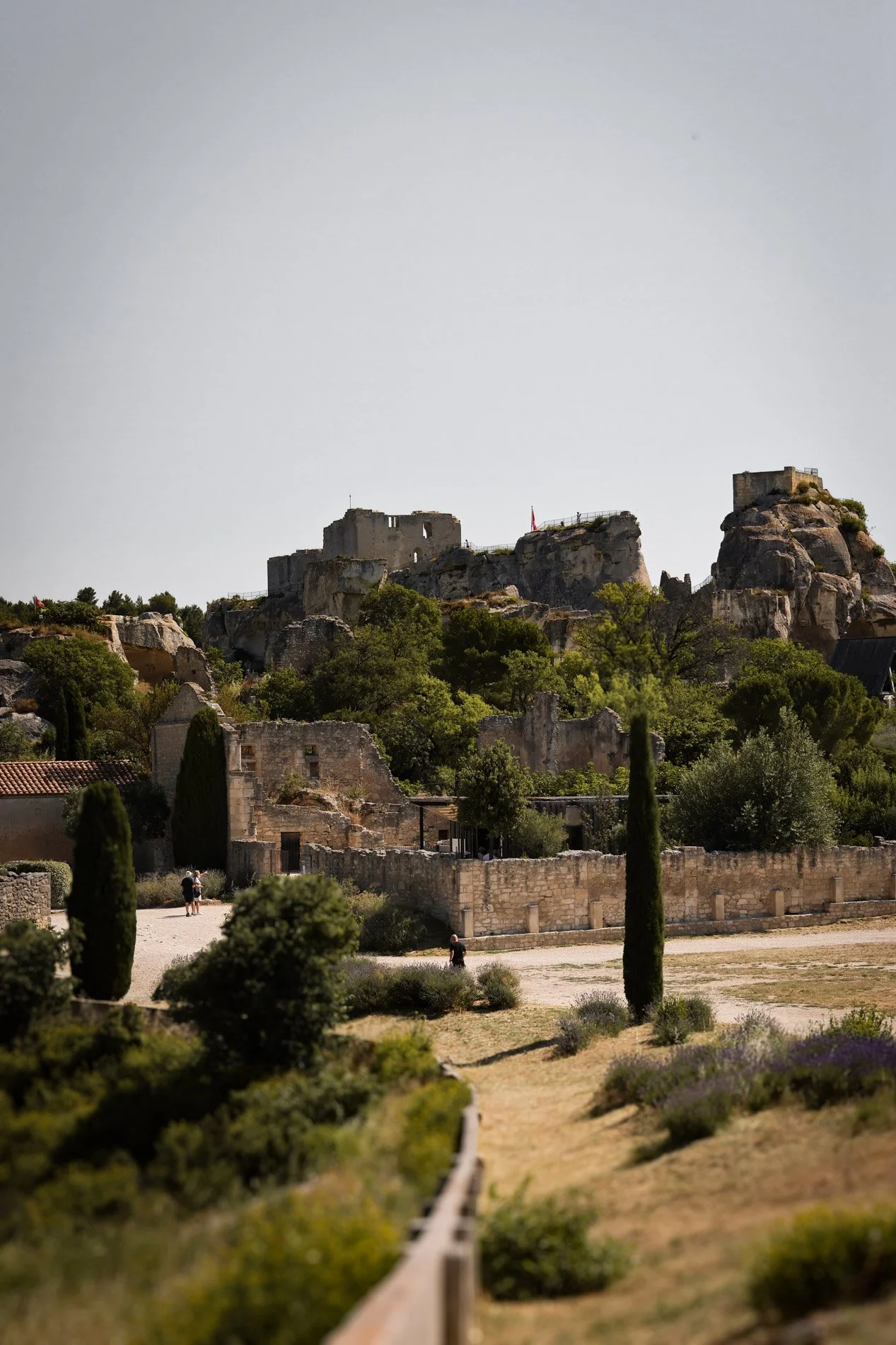 BAUX DE PROVENCE  - carnet sauvage-13.jpg