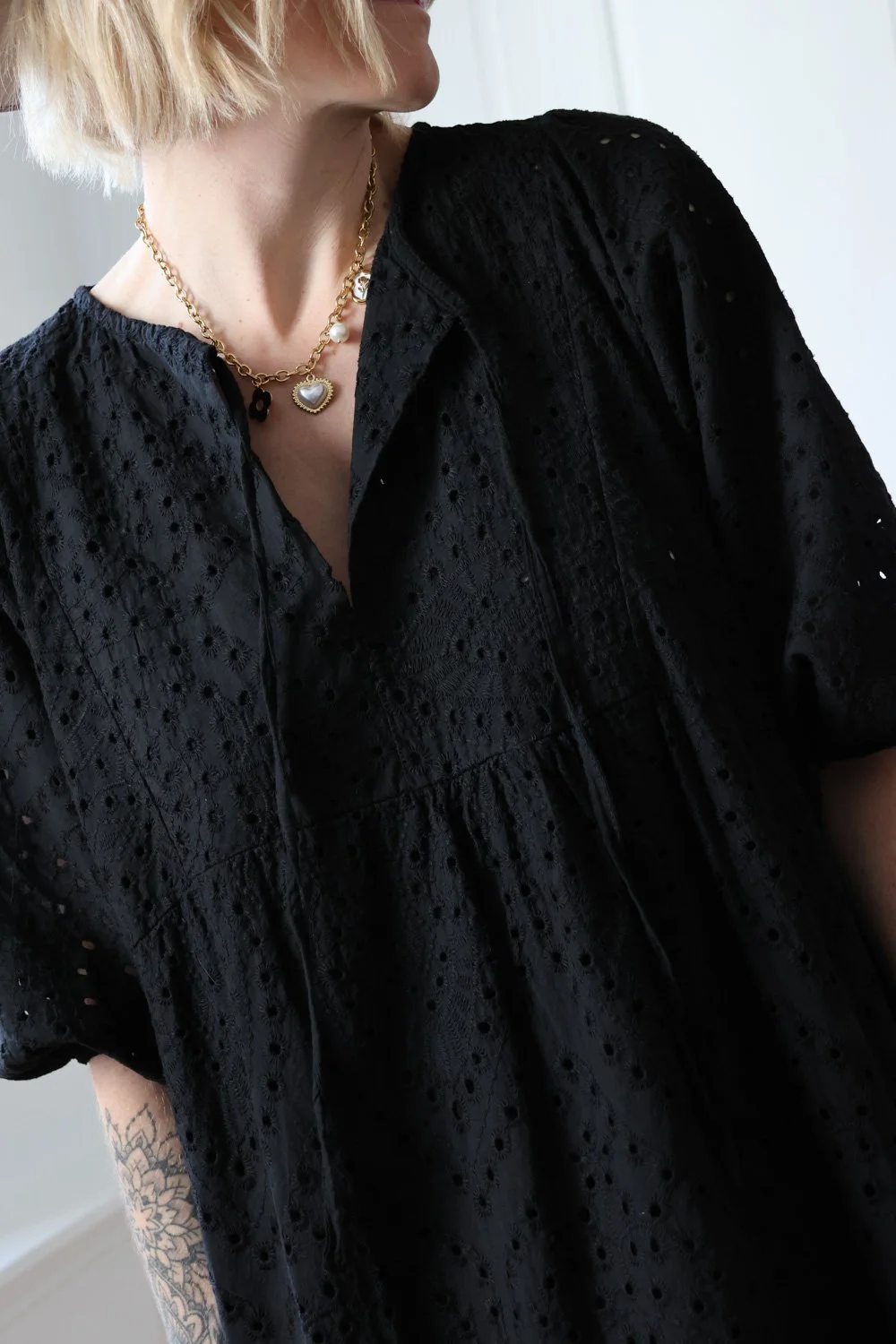 robe brodée carnet sauvage.jpg