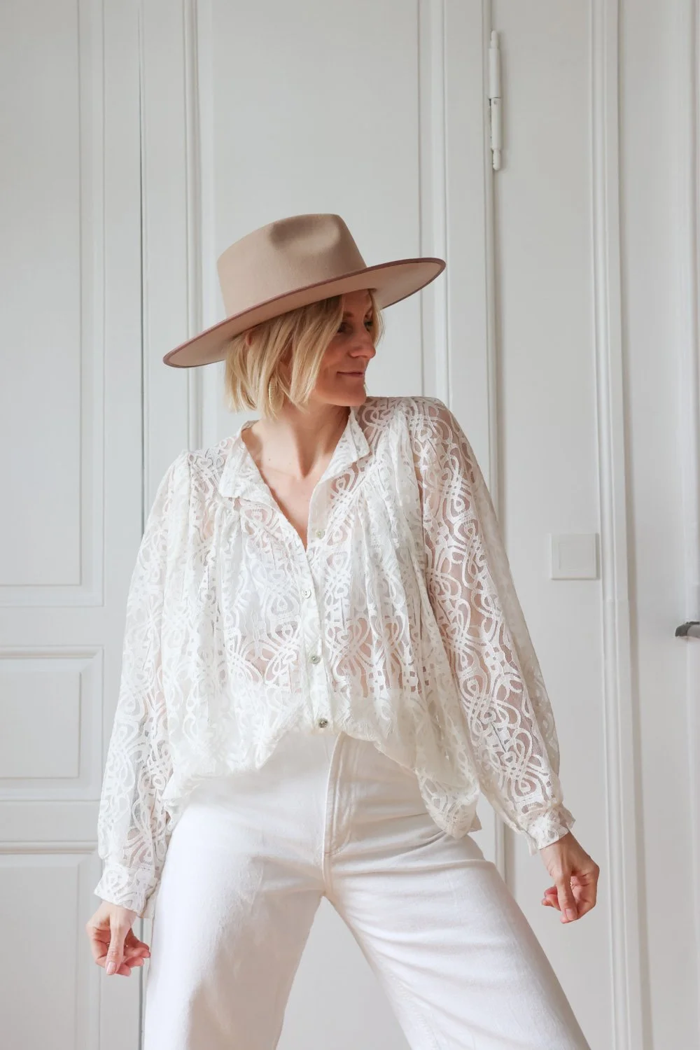 chemise dentelle - carnet sauvage-4.jpg