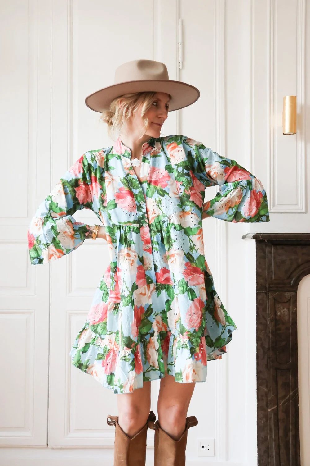 Robe broderie anglaise bleu ciel - canret sauvage-7.jpg